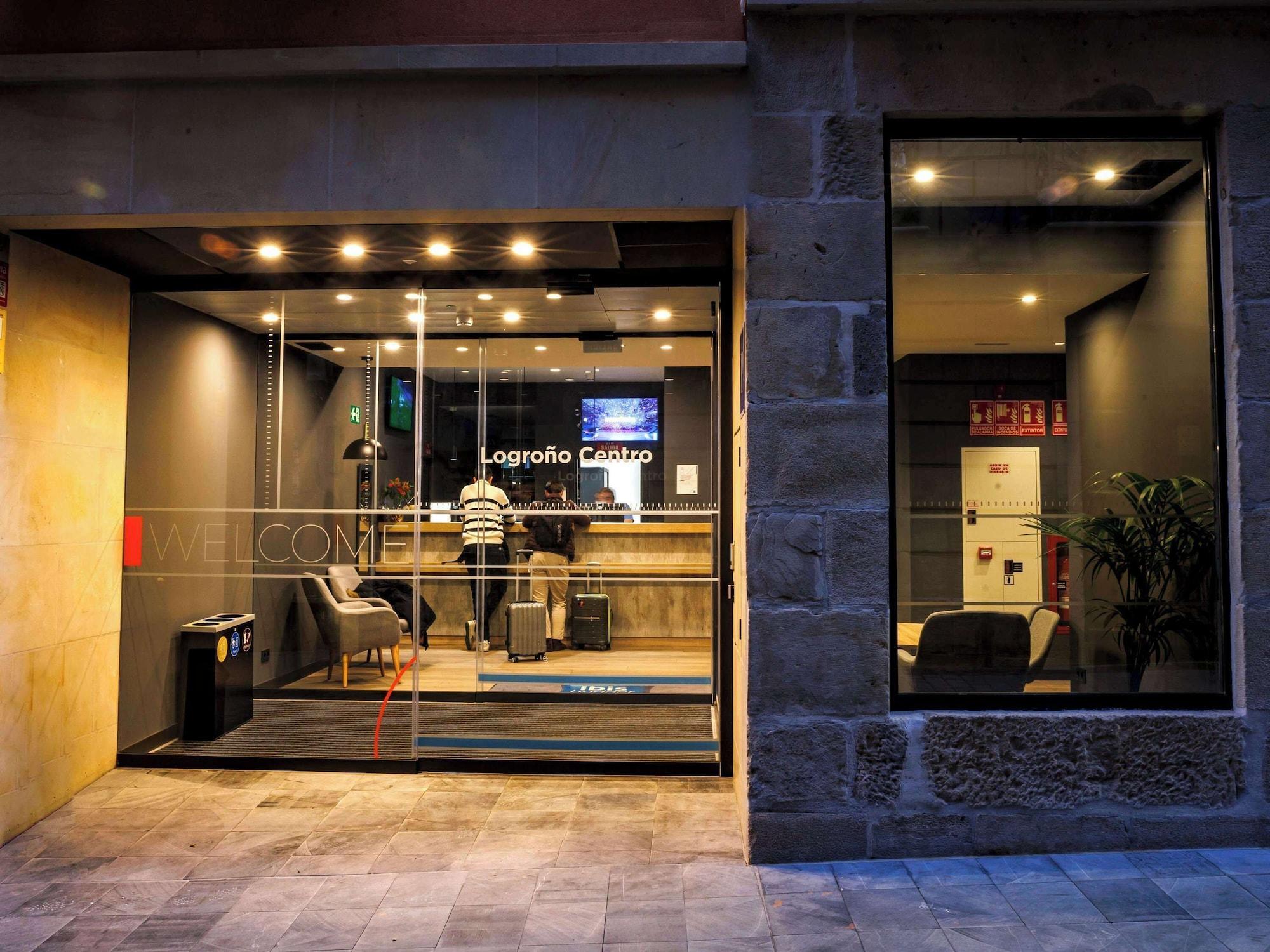 Varios ibis budget Logroño Centro