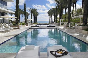 Alojamiento - Grand Beach Hotel Surfside