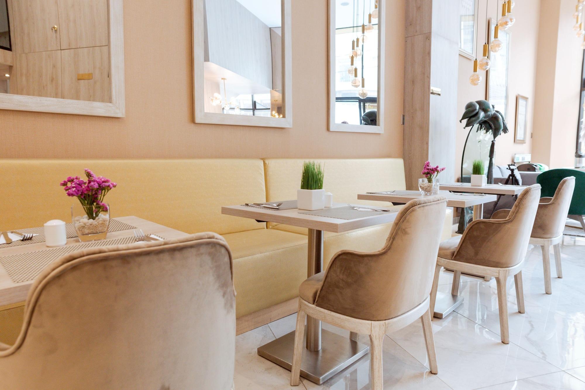 Restaurant Hotel City Bog Corferias