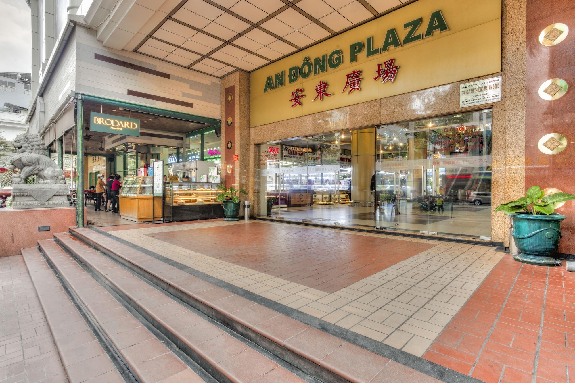 Vista Exterior Windsor Plaza Hotel