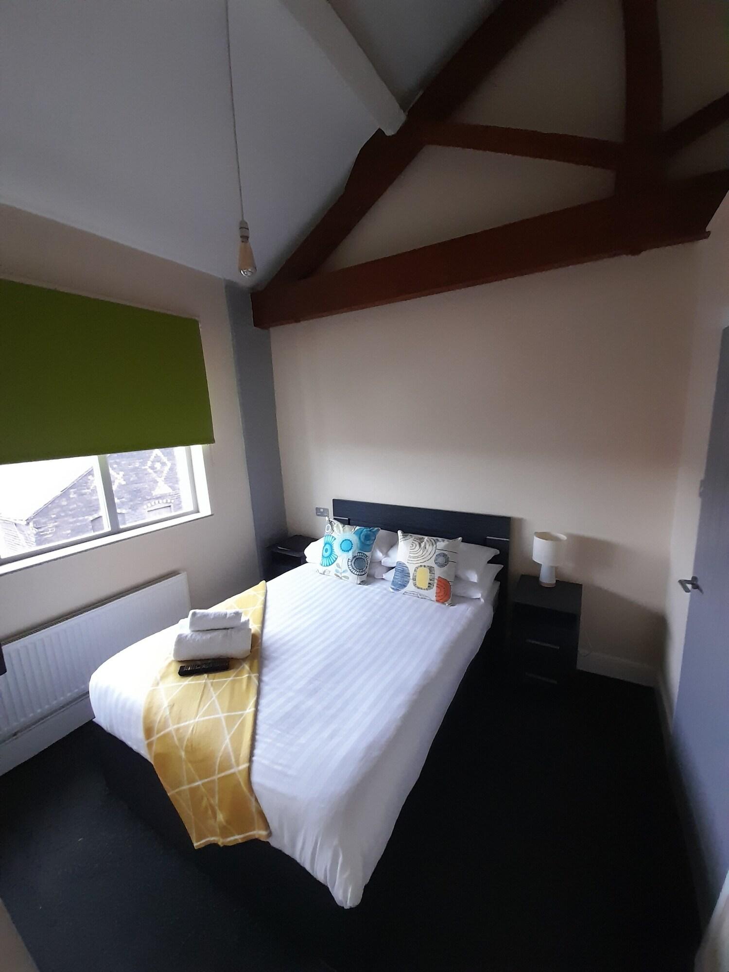Varios Potbank Aparthotel
