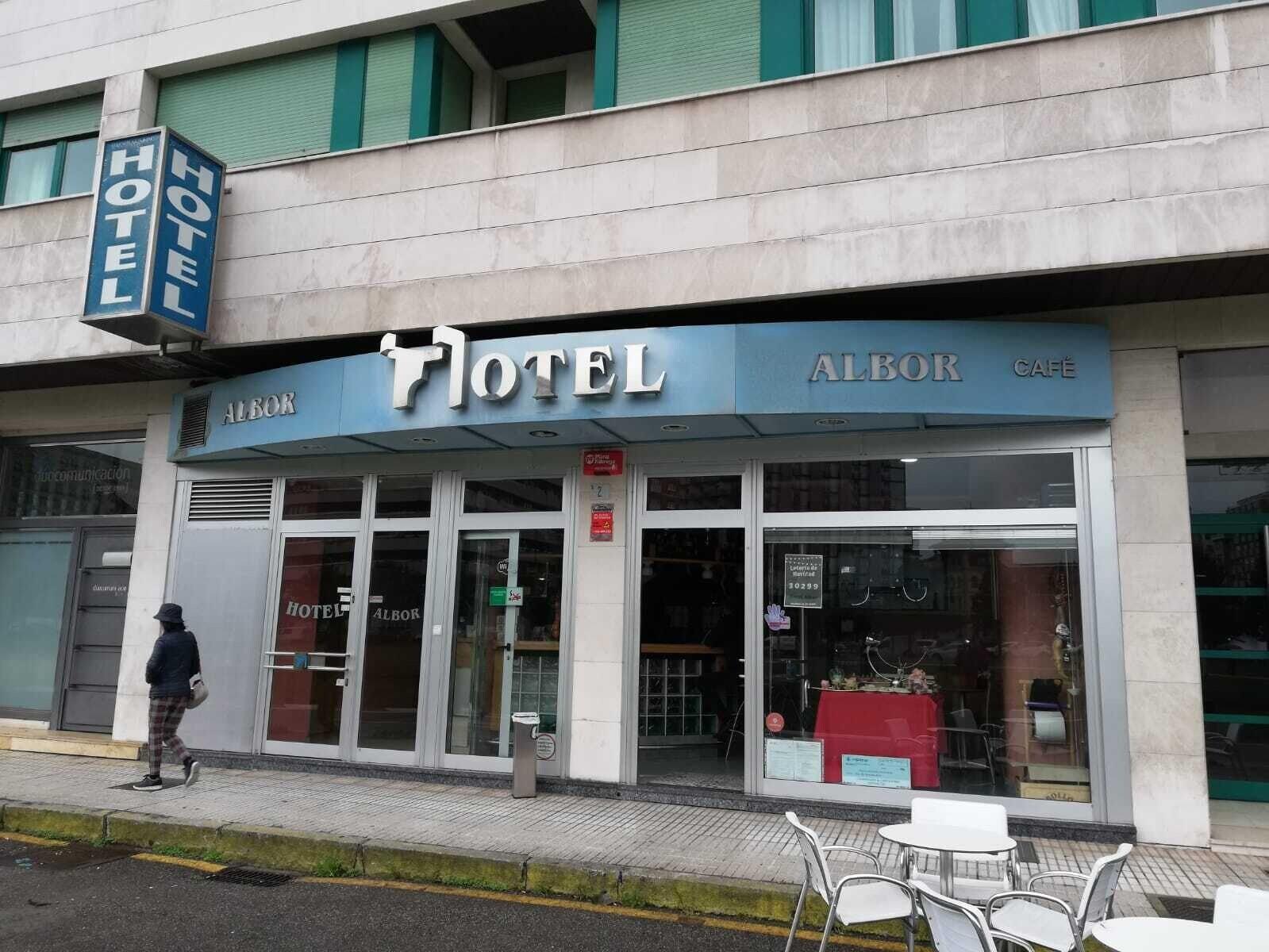 Vista Exterior Pension Albor
