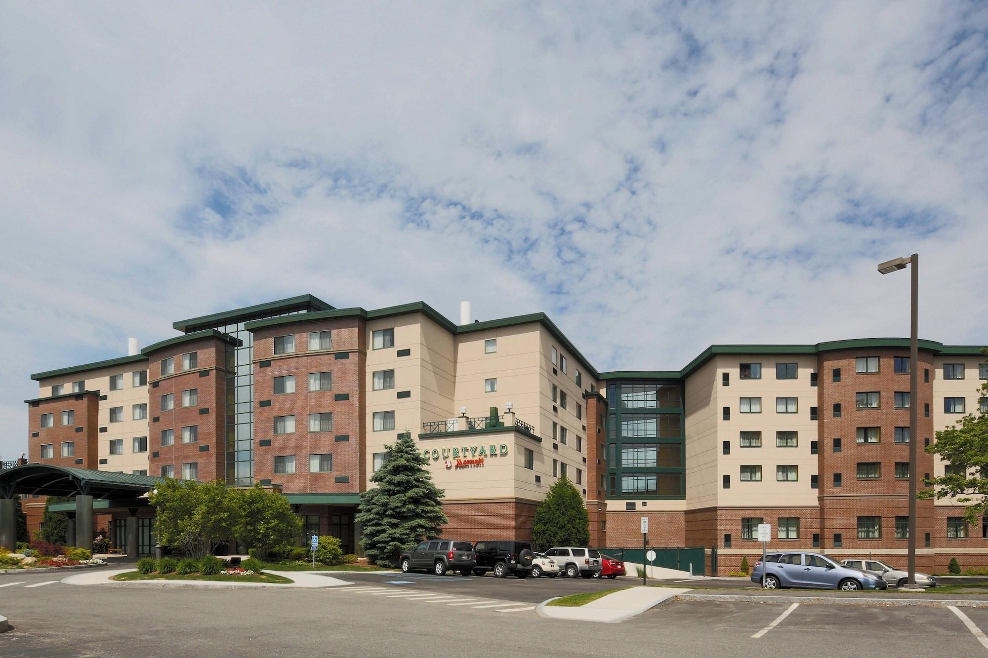 Vista Exterior Courtyard by Marriott Boston Waltham