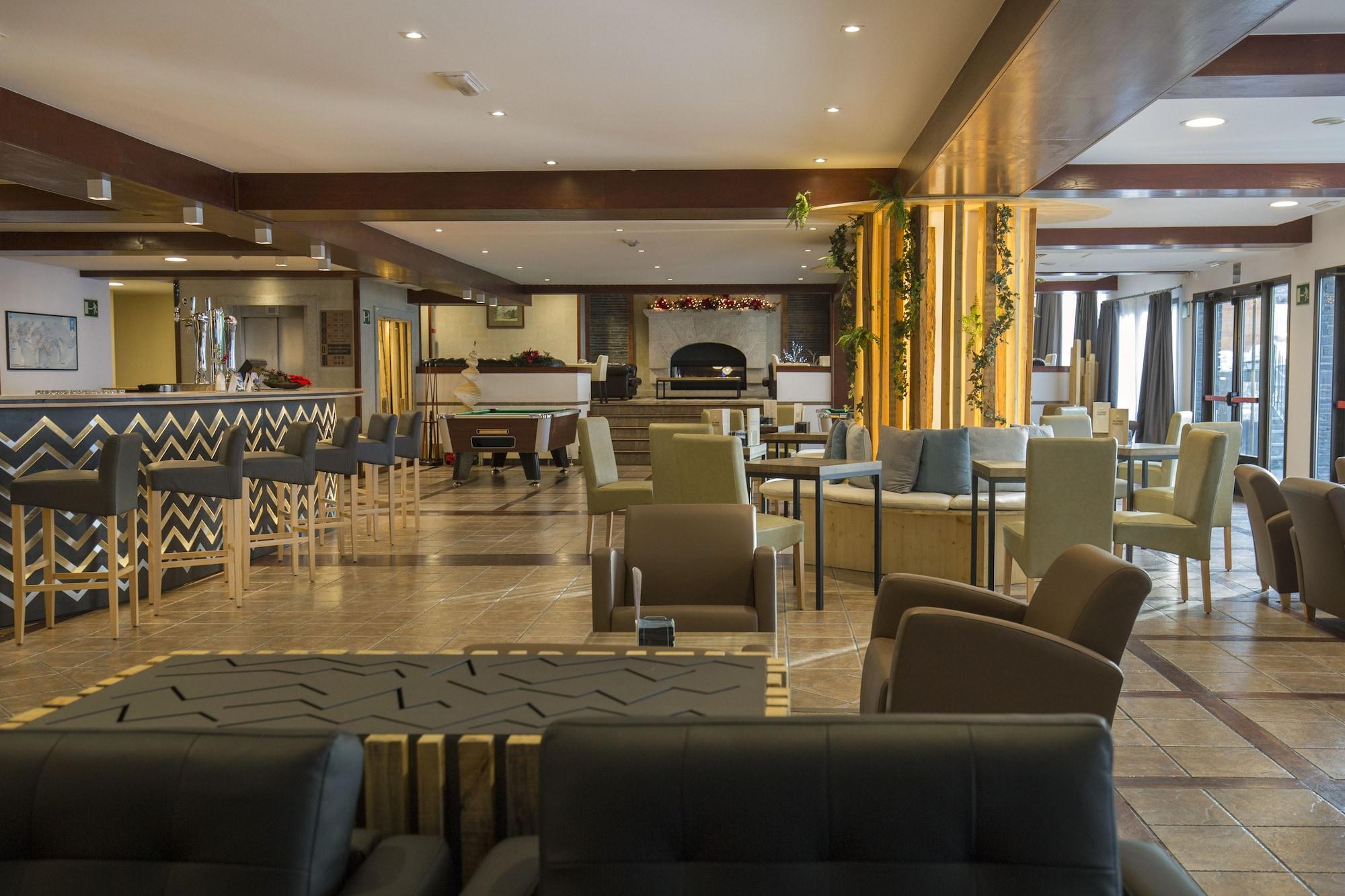 Vista Lobby Hotel Piolets Soldeu Centre