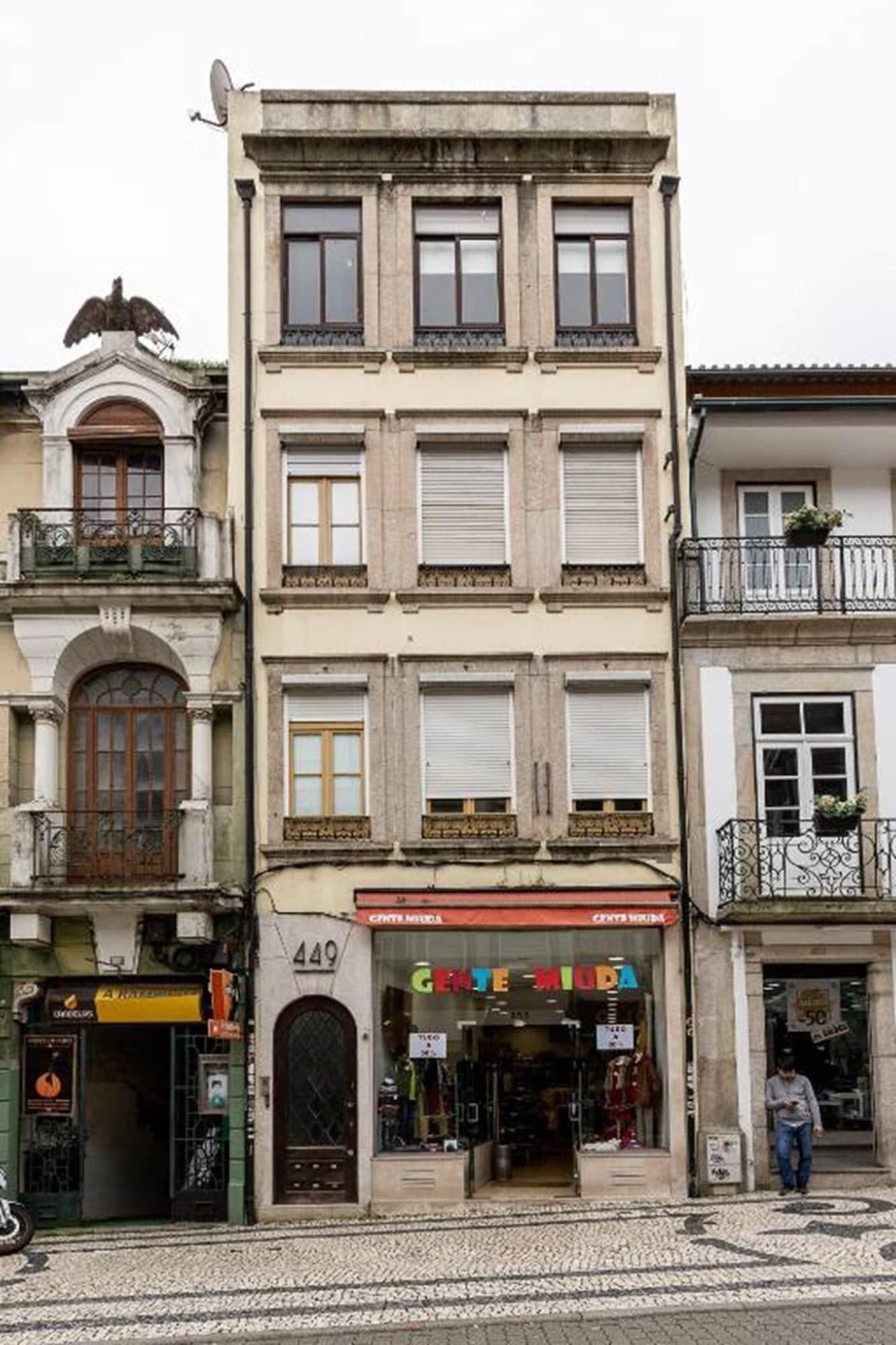 Vista Exterior YOUROPO - Capela