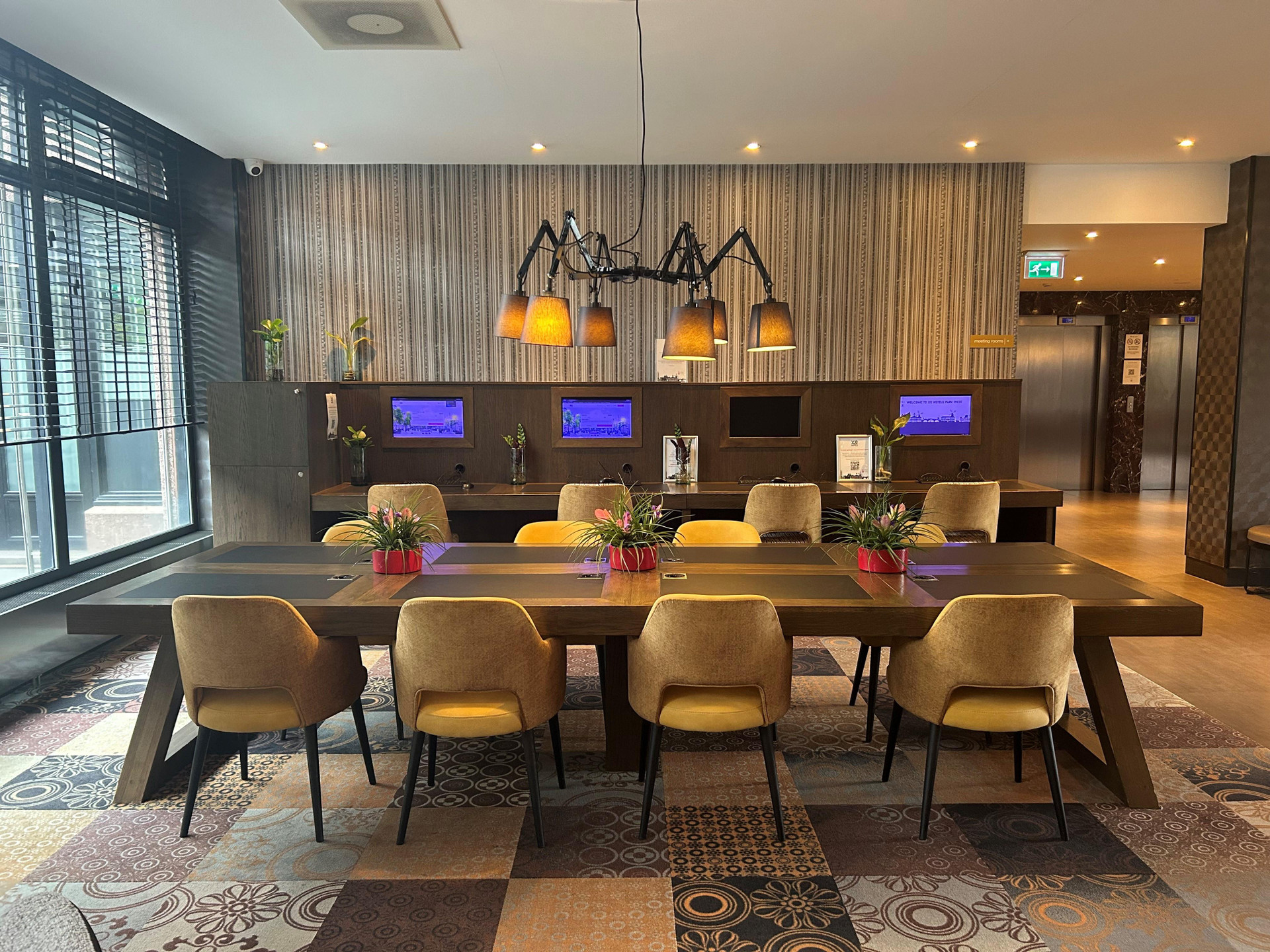 Vista Lobby Xo Hotels Park West