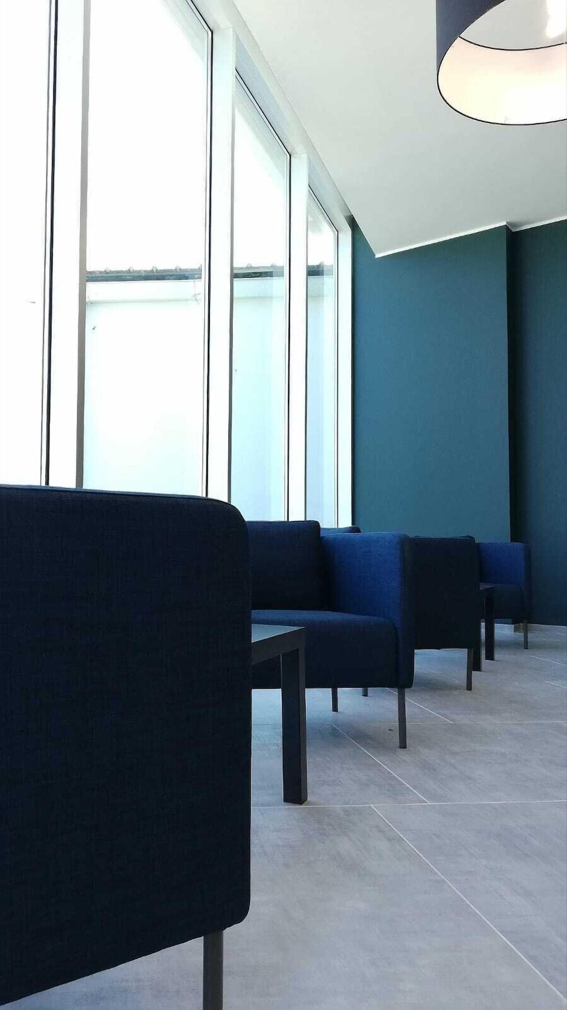 Vista Lobby Alfema Rooms