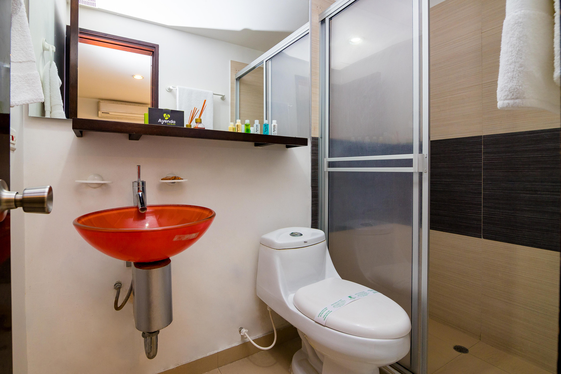 Baño Ayenda 1415 Las Vegas Granada