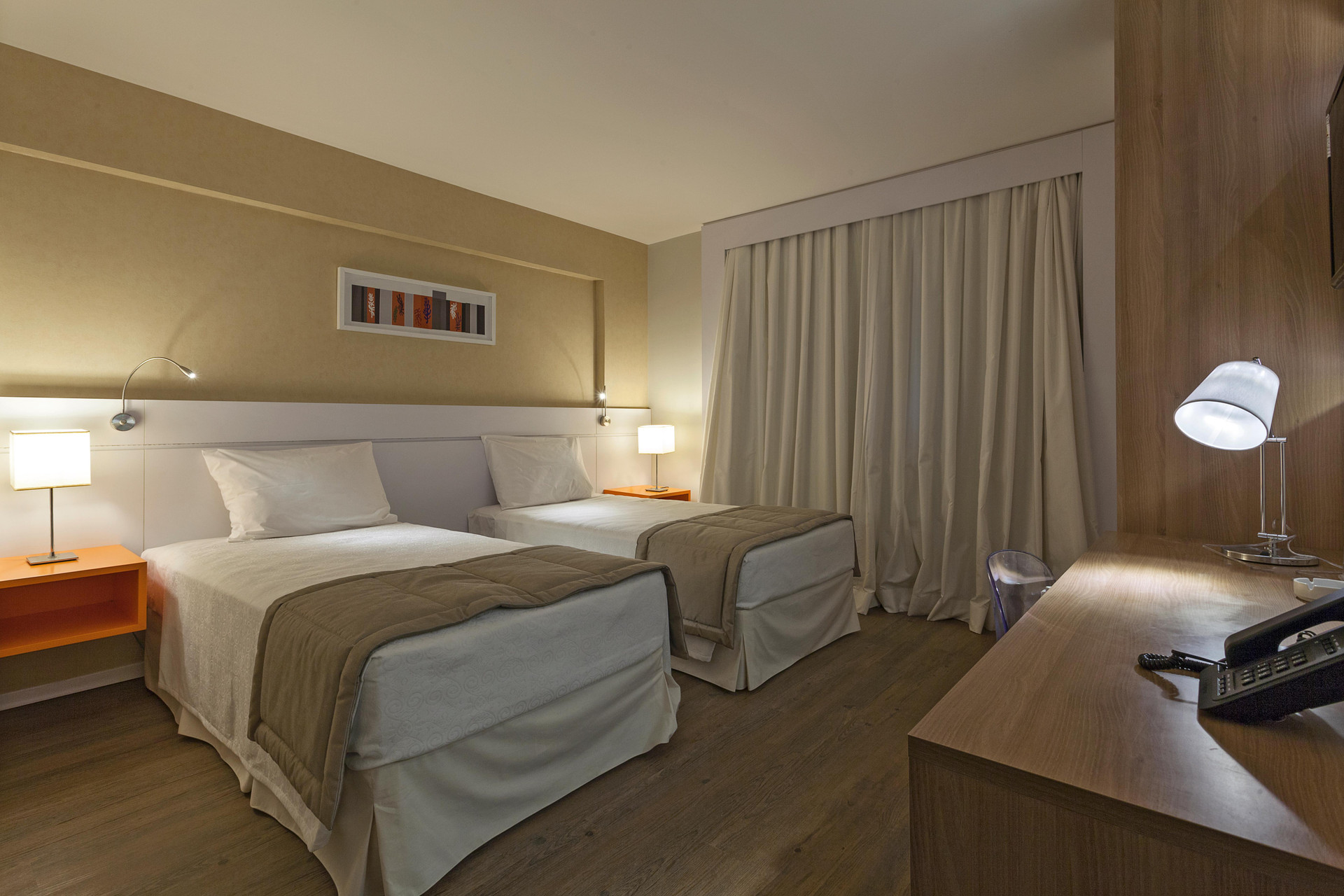 Habitación Intercity BH Expo