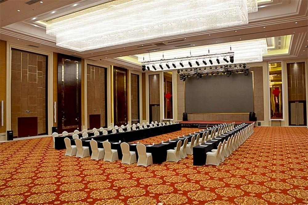 Sala de Reuniones Howard Johnson Hotel