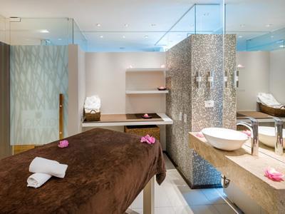 Hotel Casa Dann Carlton Hotel & Spa