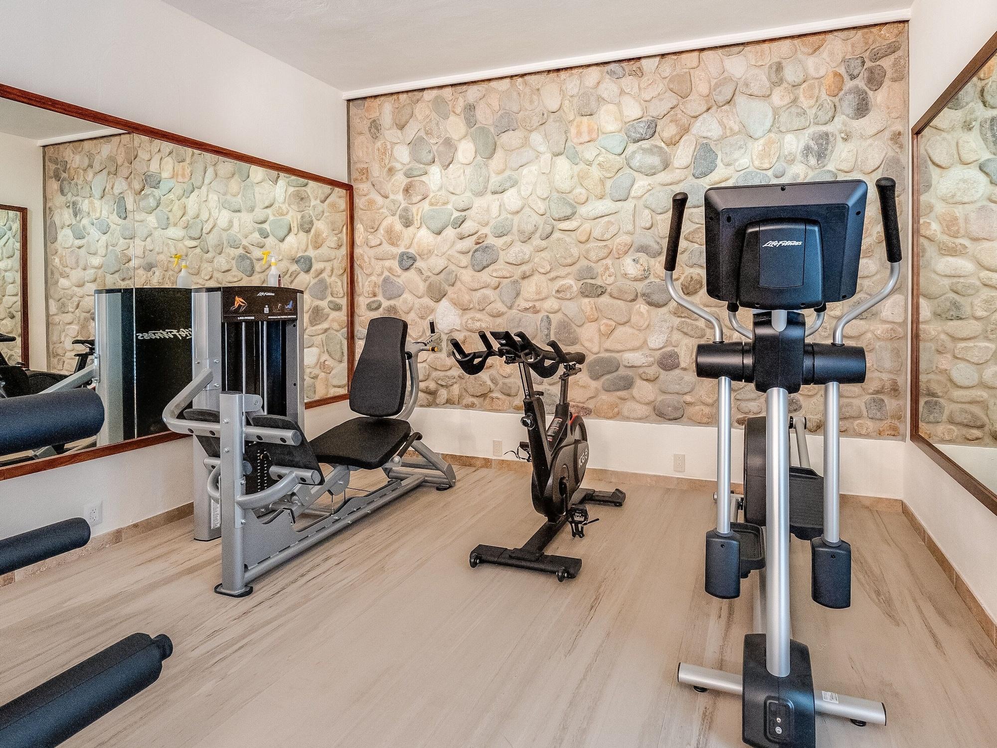 Gimnasio Casa Kimberly - Near Malecon