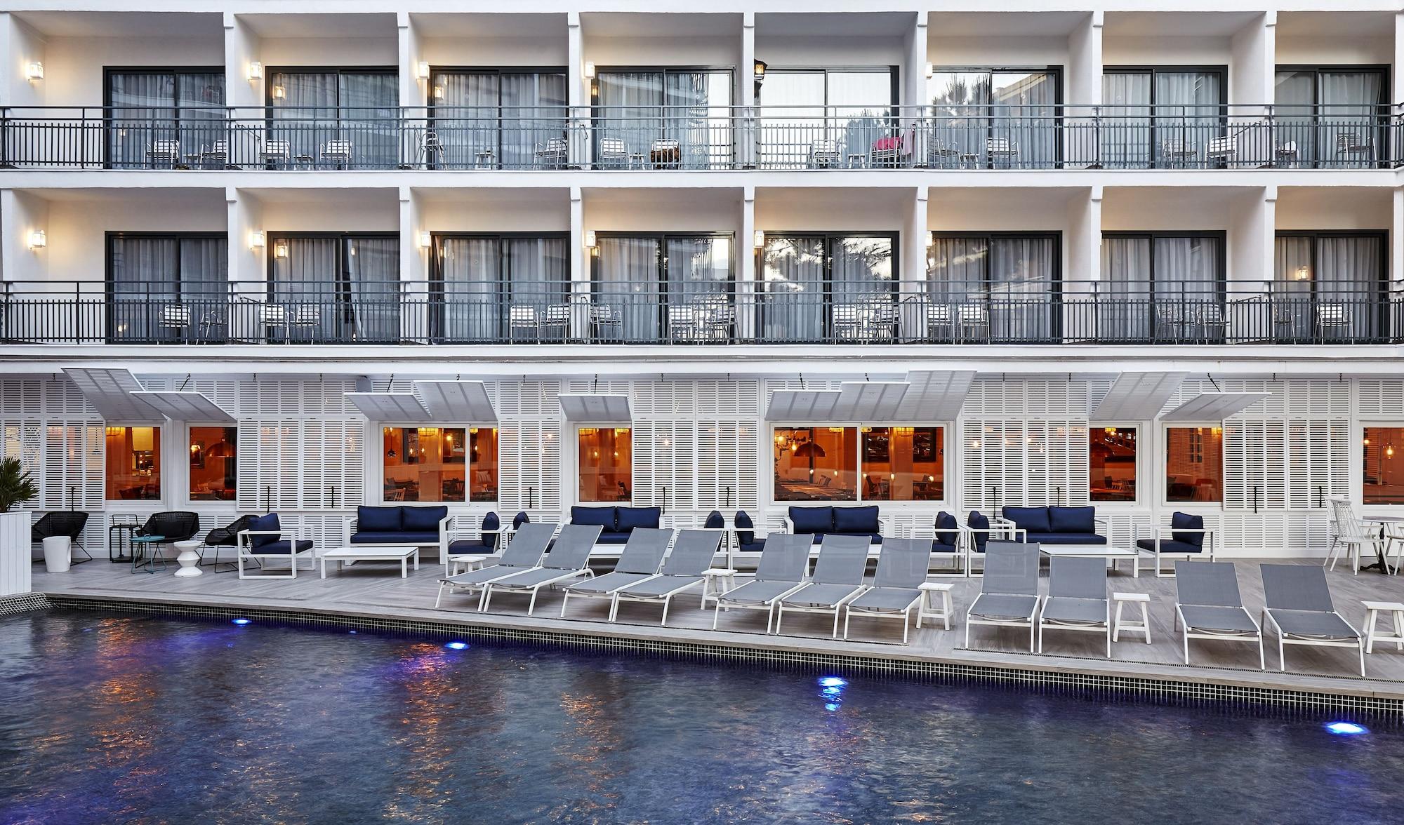 Vista Piscina Hotel Delamar - Adults Only
