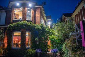 Alojamiento - Amarillo