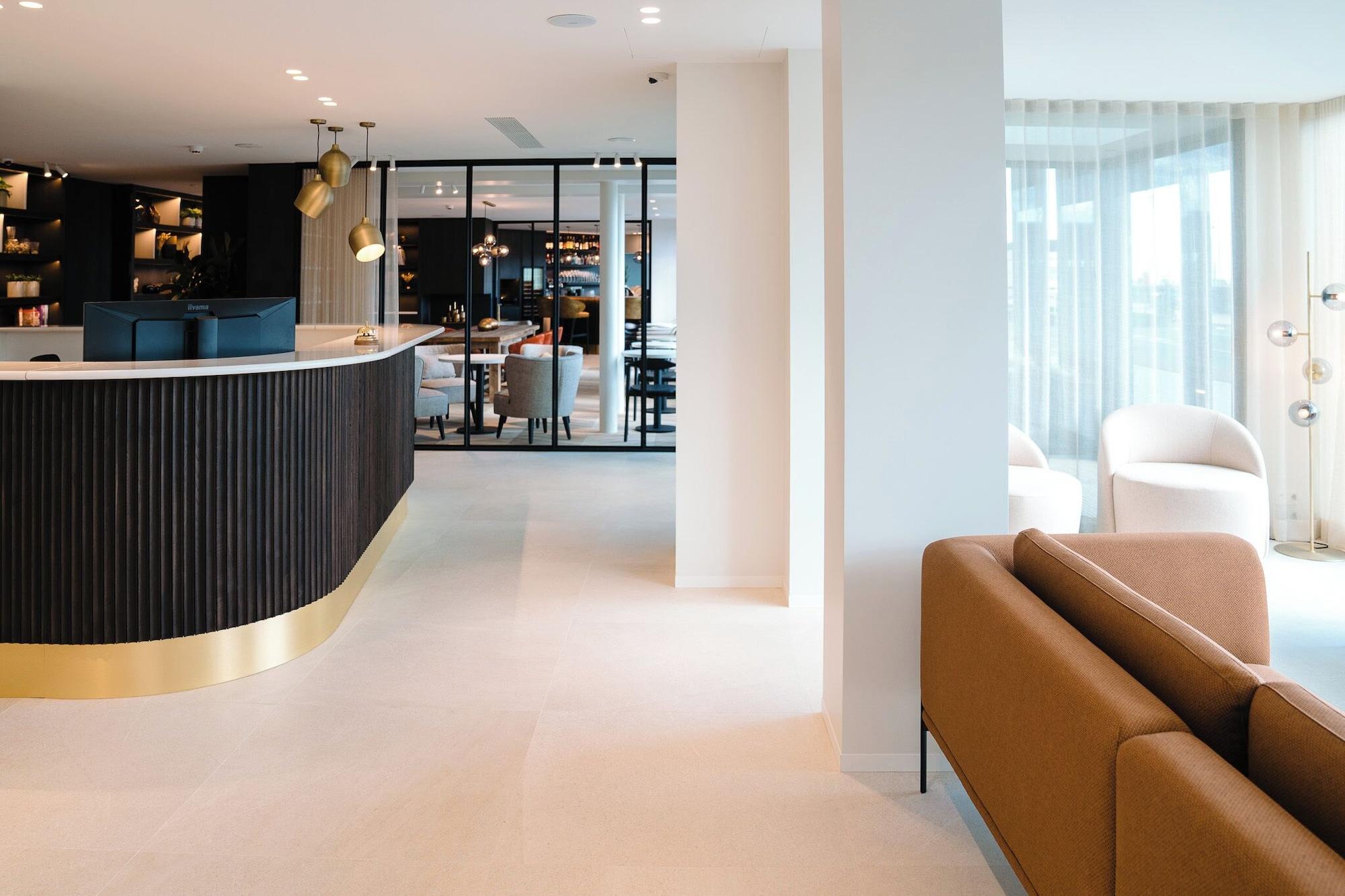 Vista Lobby Hotel du Bassin