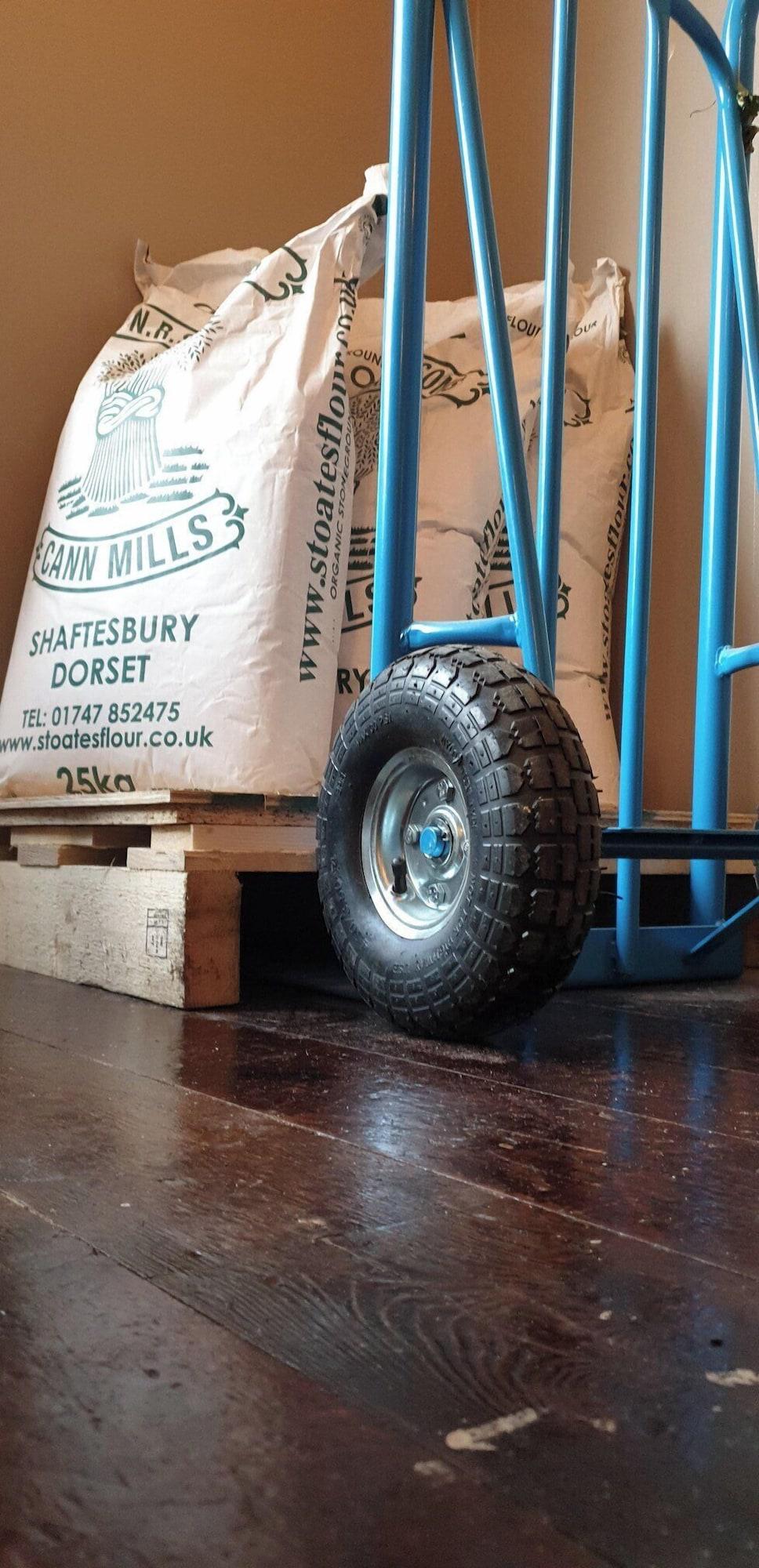 Varios The Bear Bread Bakery B&B