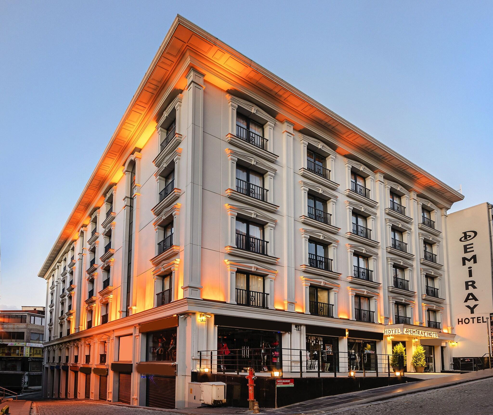 Vista Exterior Demiray Hotel