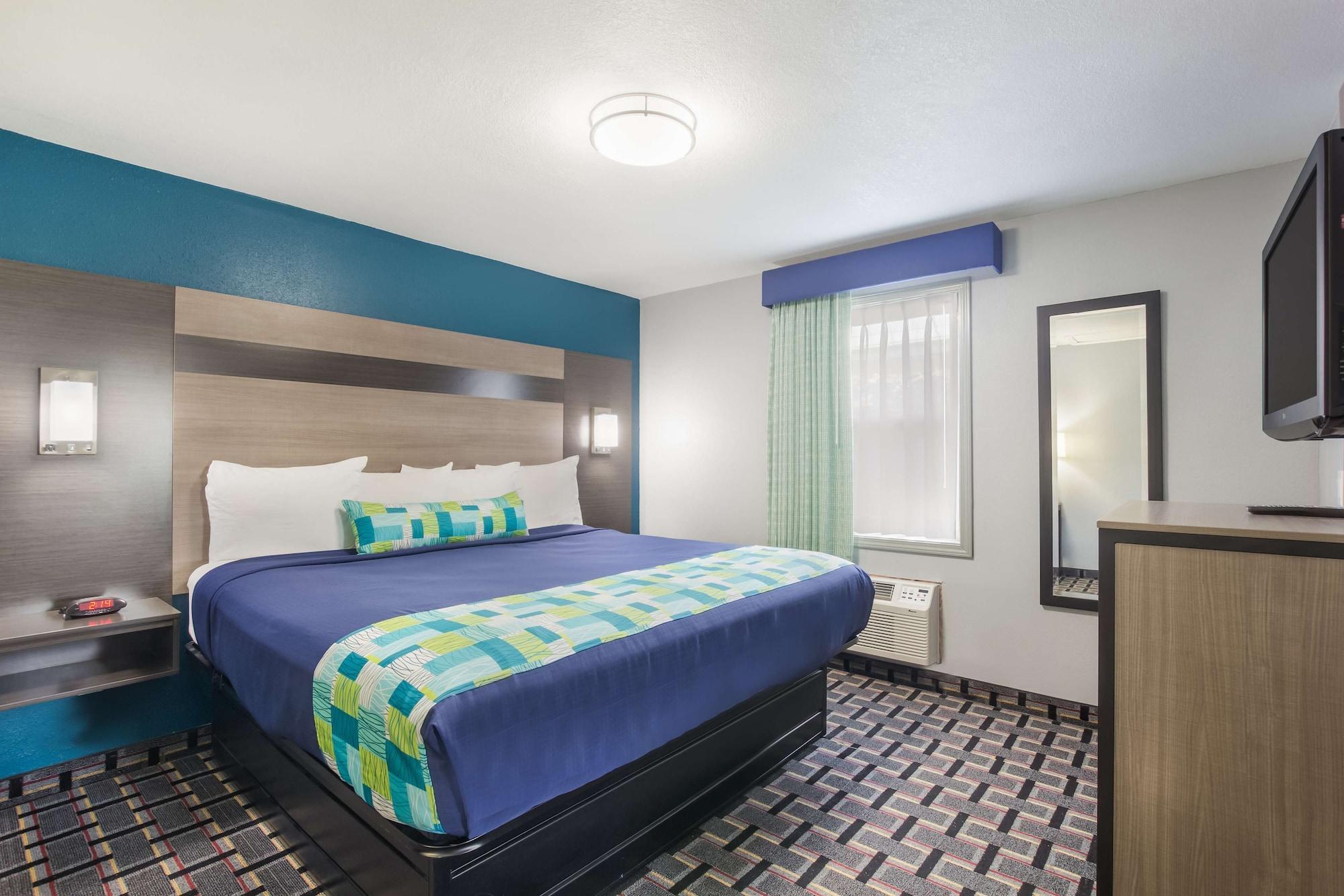 Habitación Knights Inn and Suites Salem