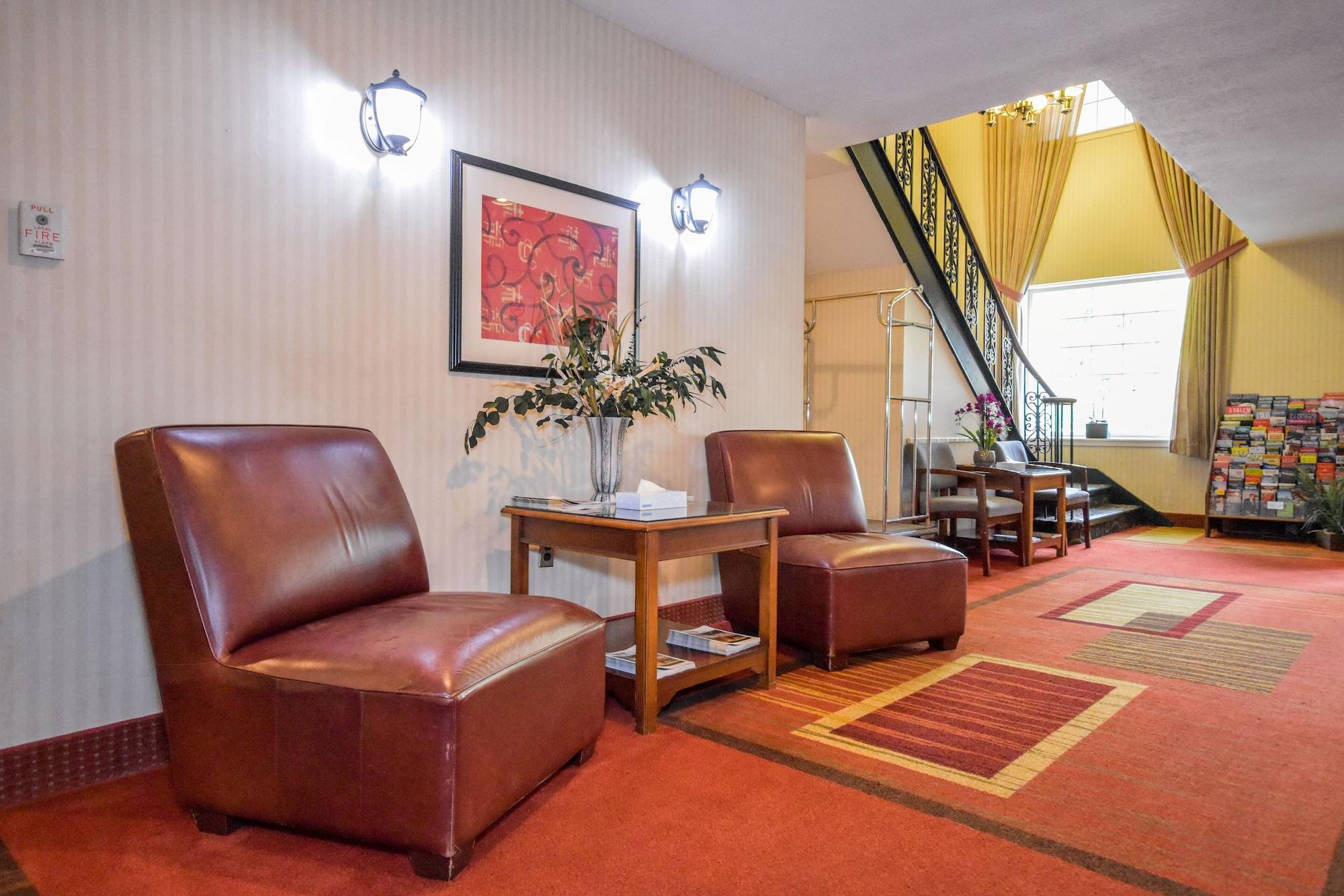 Vista Lobby Charles River Inn