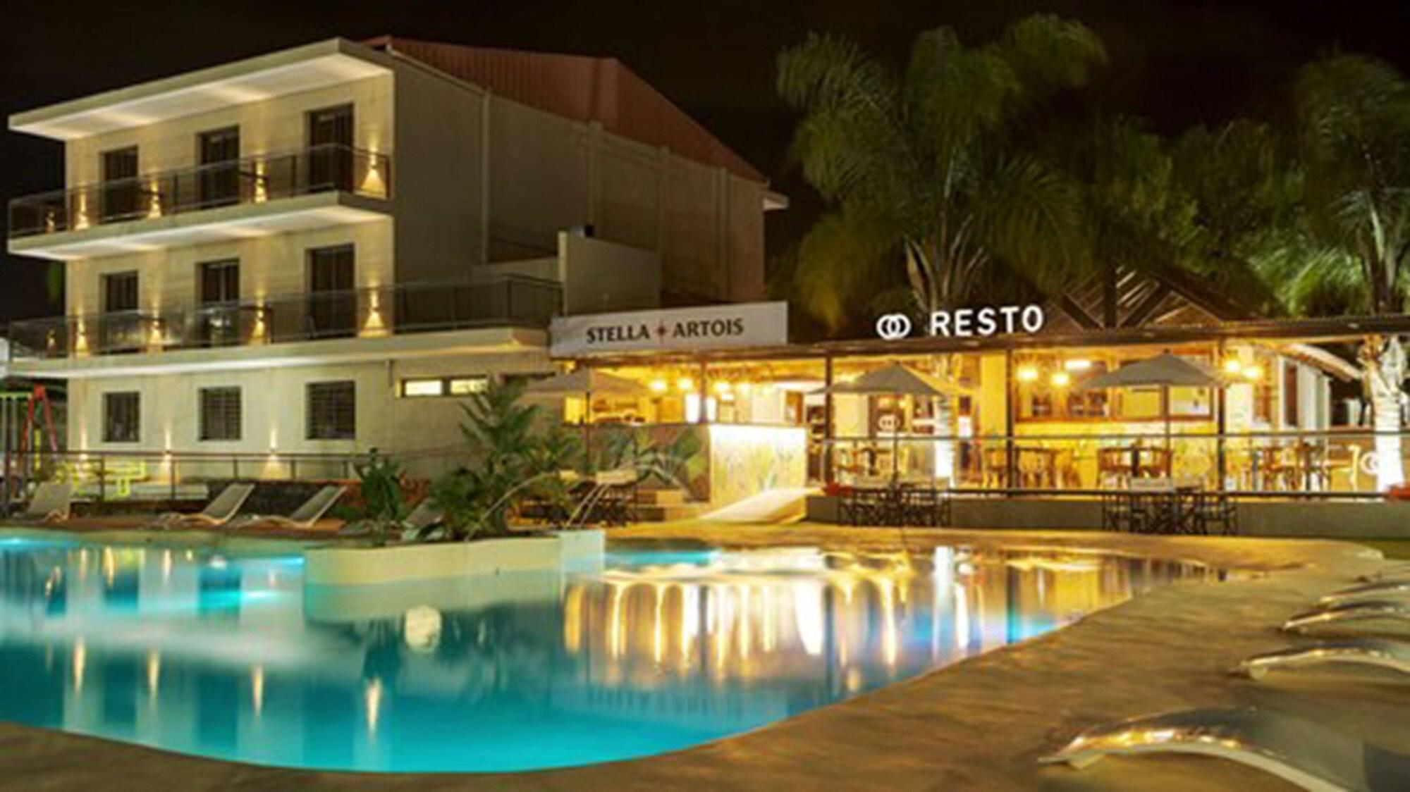 Vista Piscina Wooden Hotel