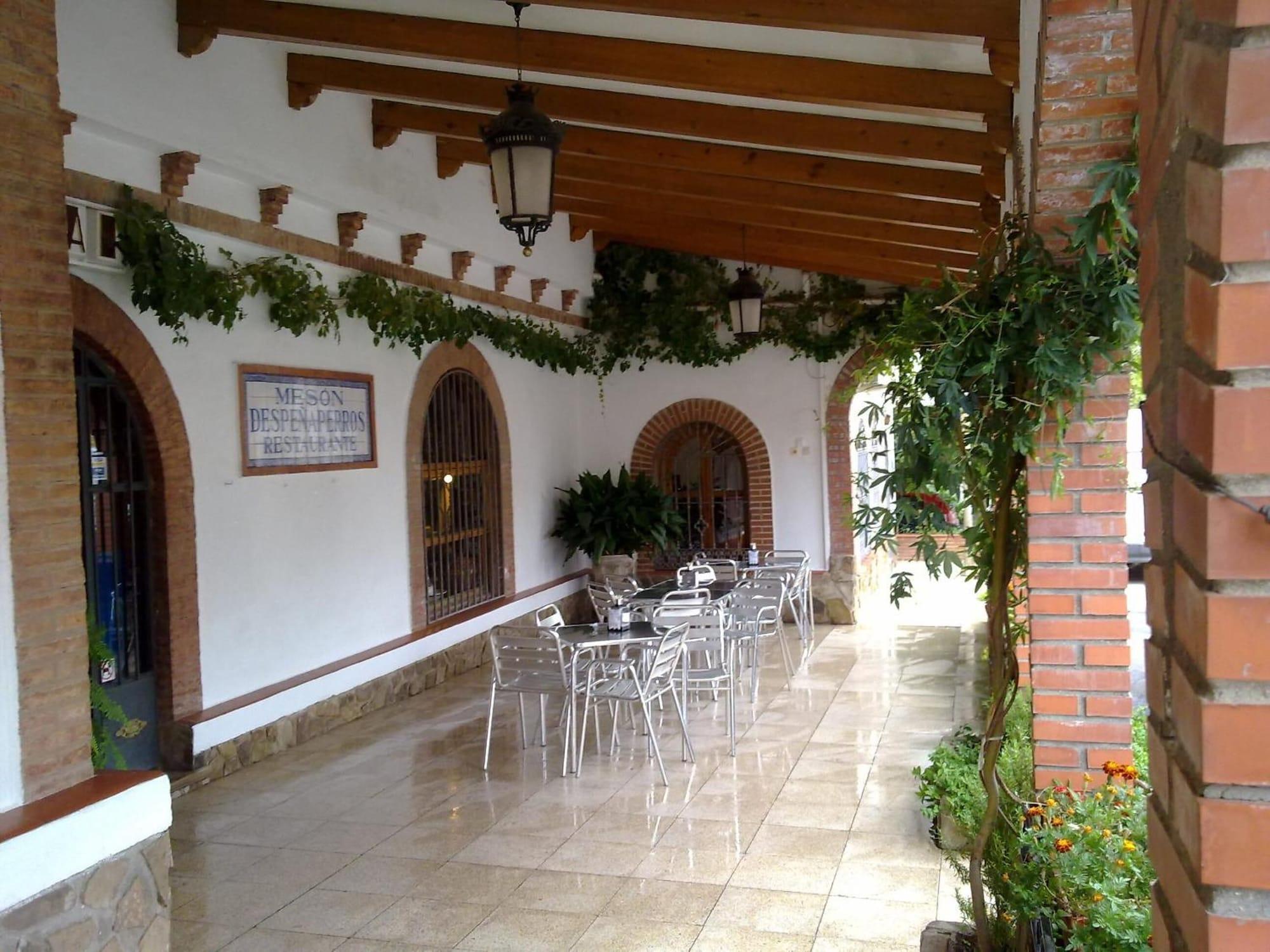 Vista Lobby El Meson de Despeñaperros