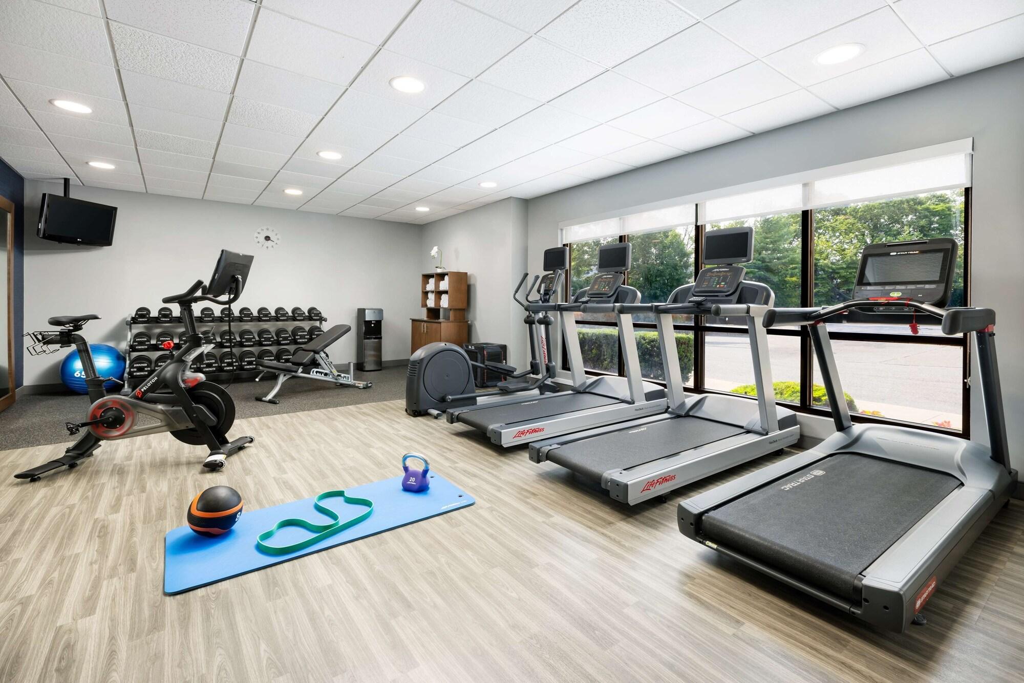 Gimnasio Hampton Inn Long Island/Islandia