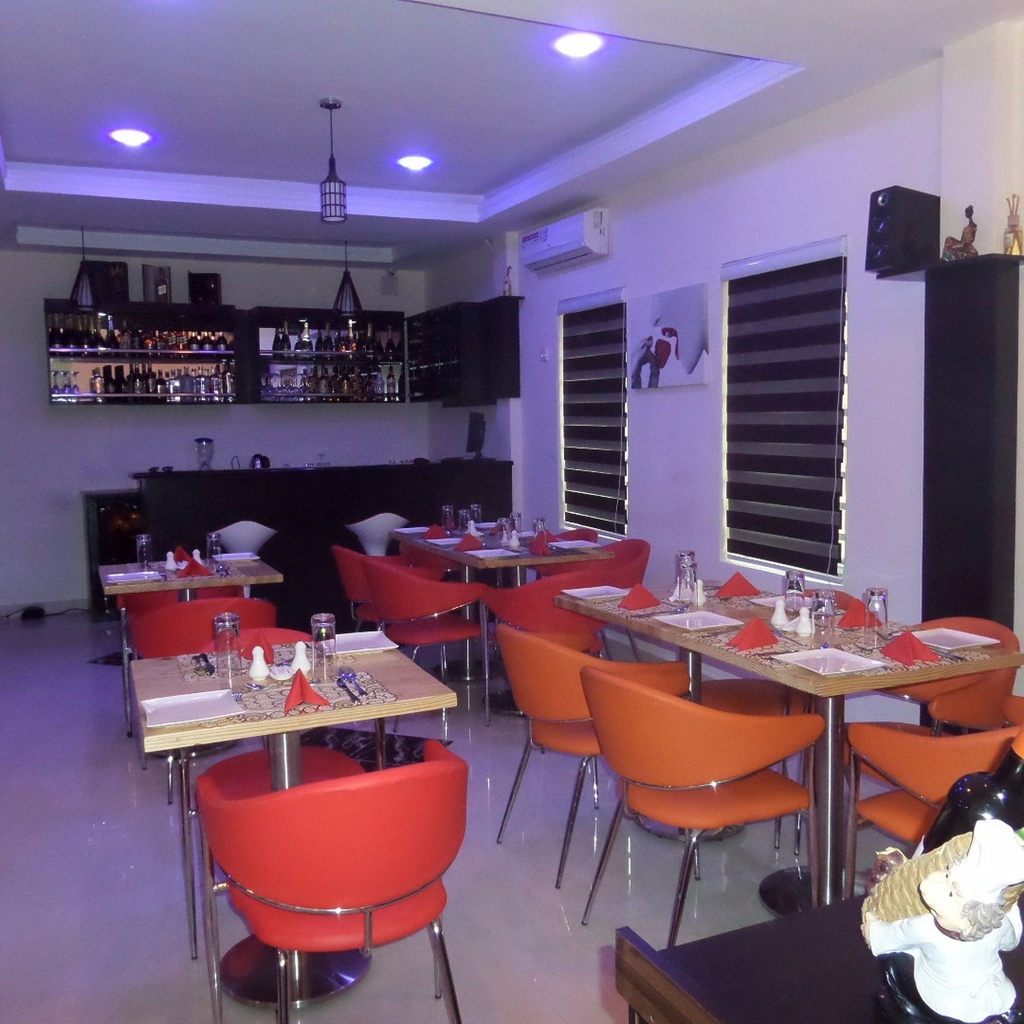 Restaurant Rightgate Hotel & Suites