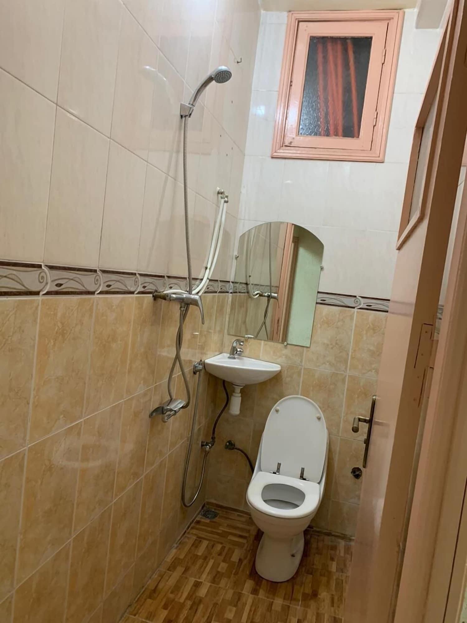 Equipamiento de Habitación Dar Bennis 2