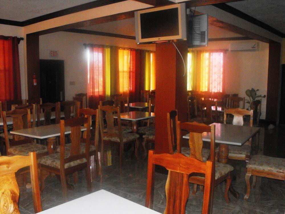 Restaurant Hotel Tropik Leadonna