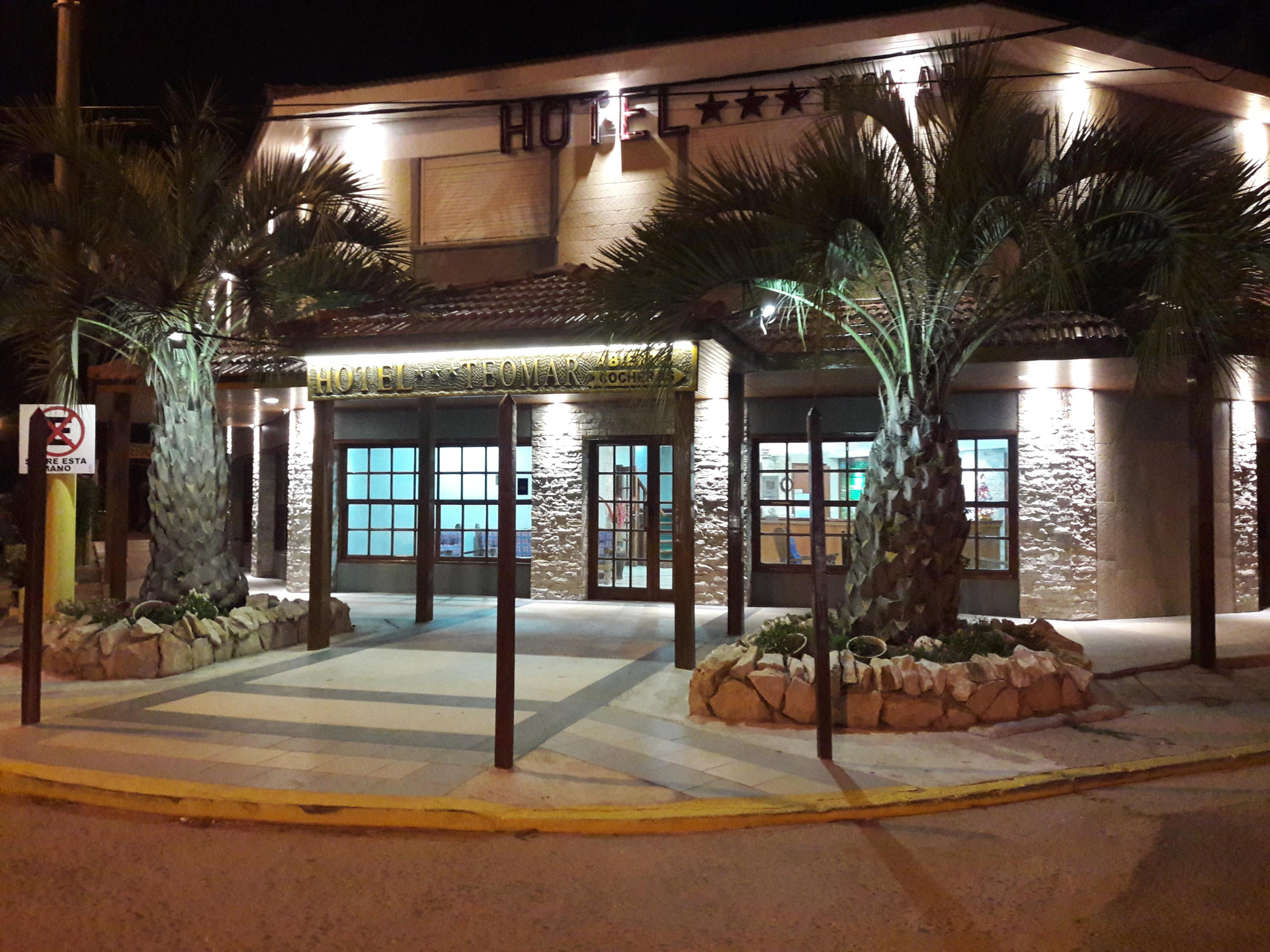 Vista Exterior Hotel Teomar