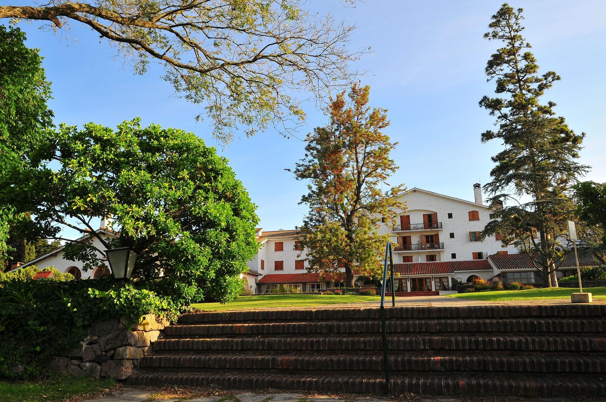Vista Exterior Hotel Nirvana