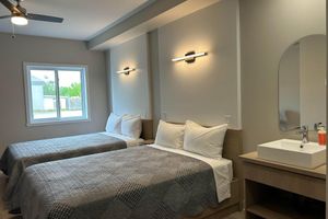 Alojamiento - Hôtel St-Michel