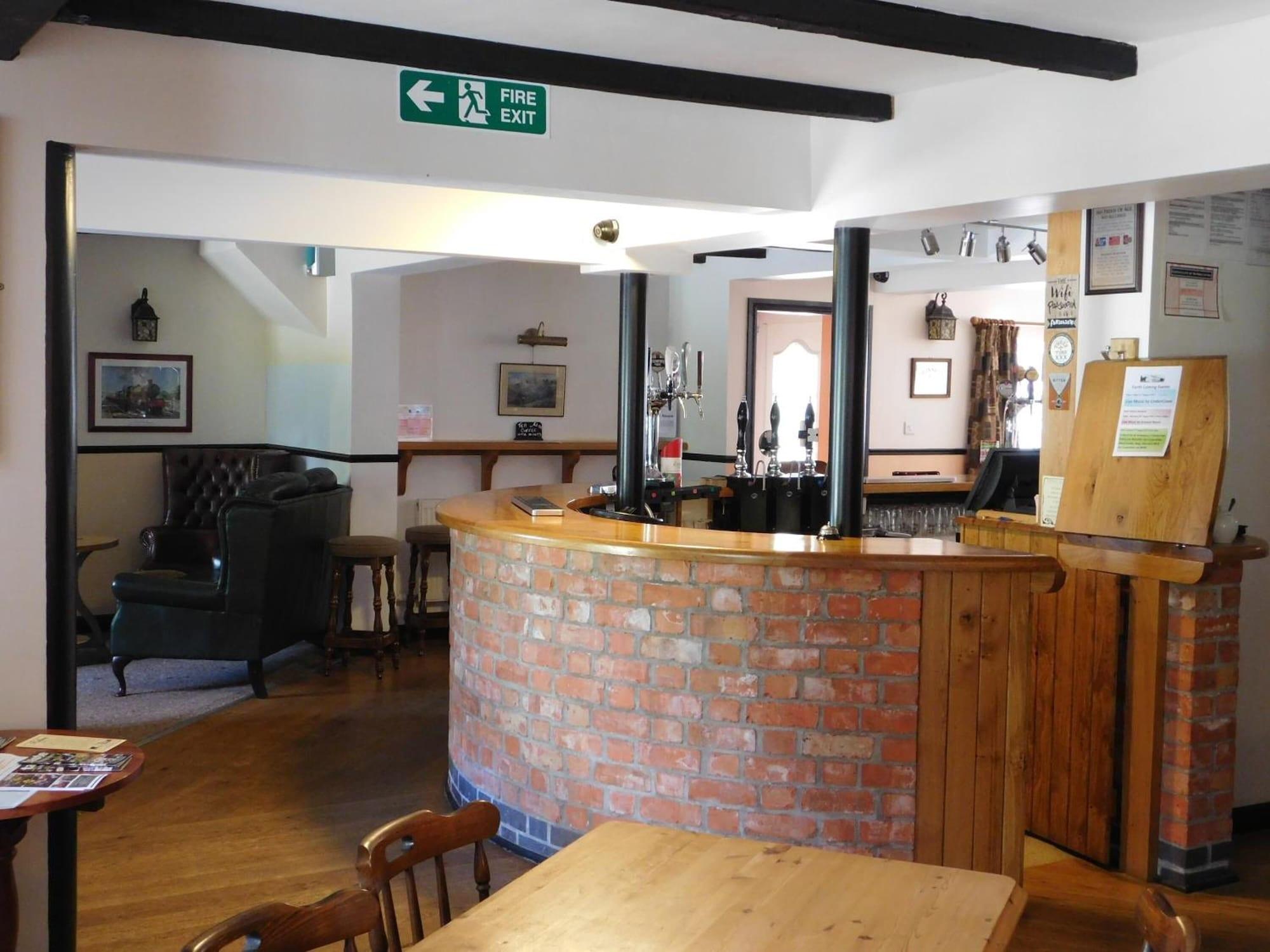 Vista Lobby The Railway Inn