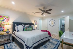 Alquiler Vacacional - Perfect blend of style and serenity in this 3-br, 2-bath bungalow guest house.