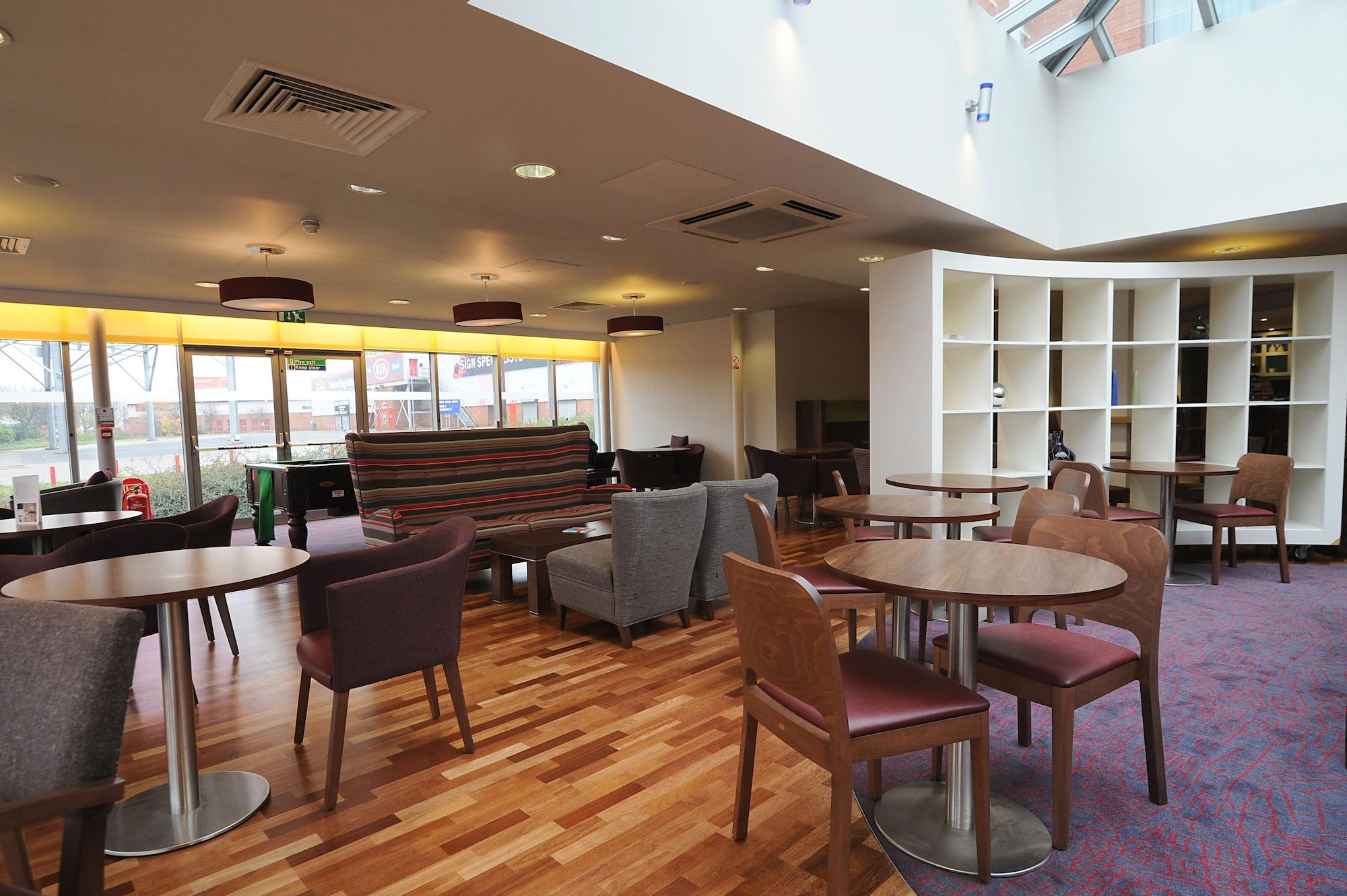 Bar/Salón Park Inn by Radisson Birmingham Walsall M6 J9