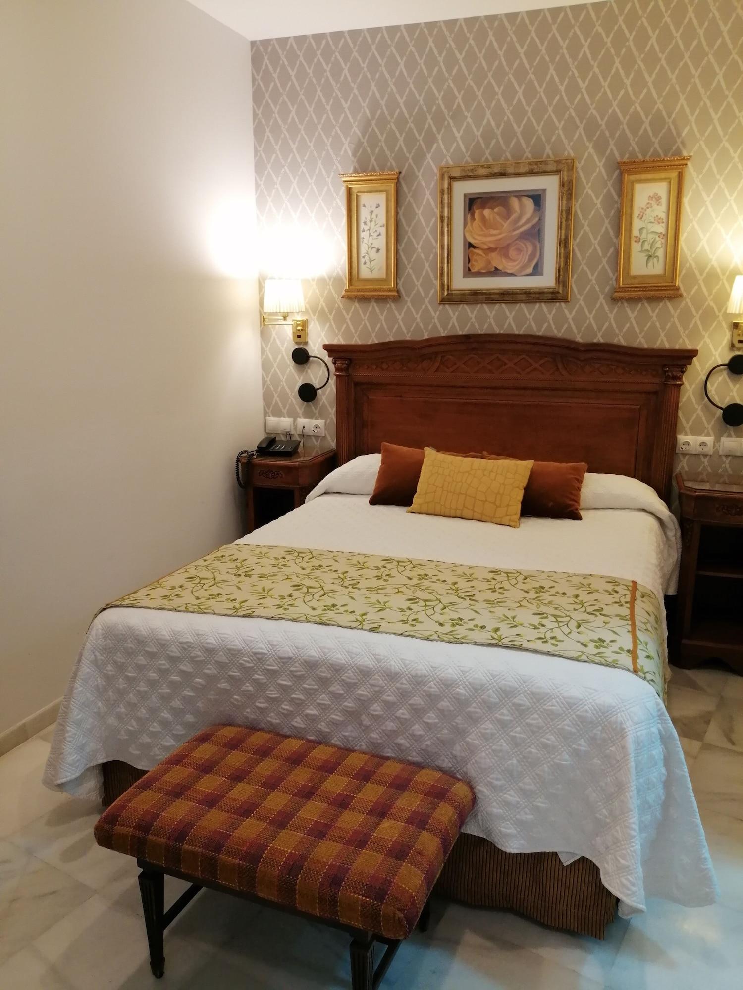 Varios Hotel Europa