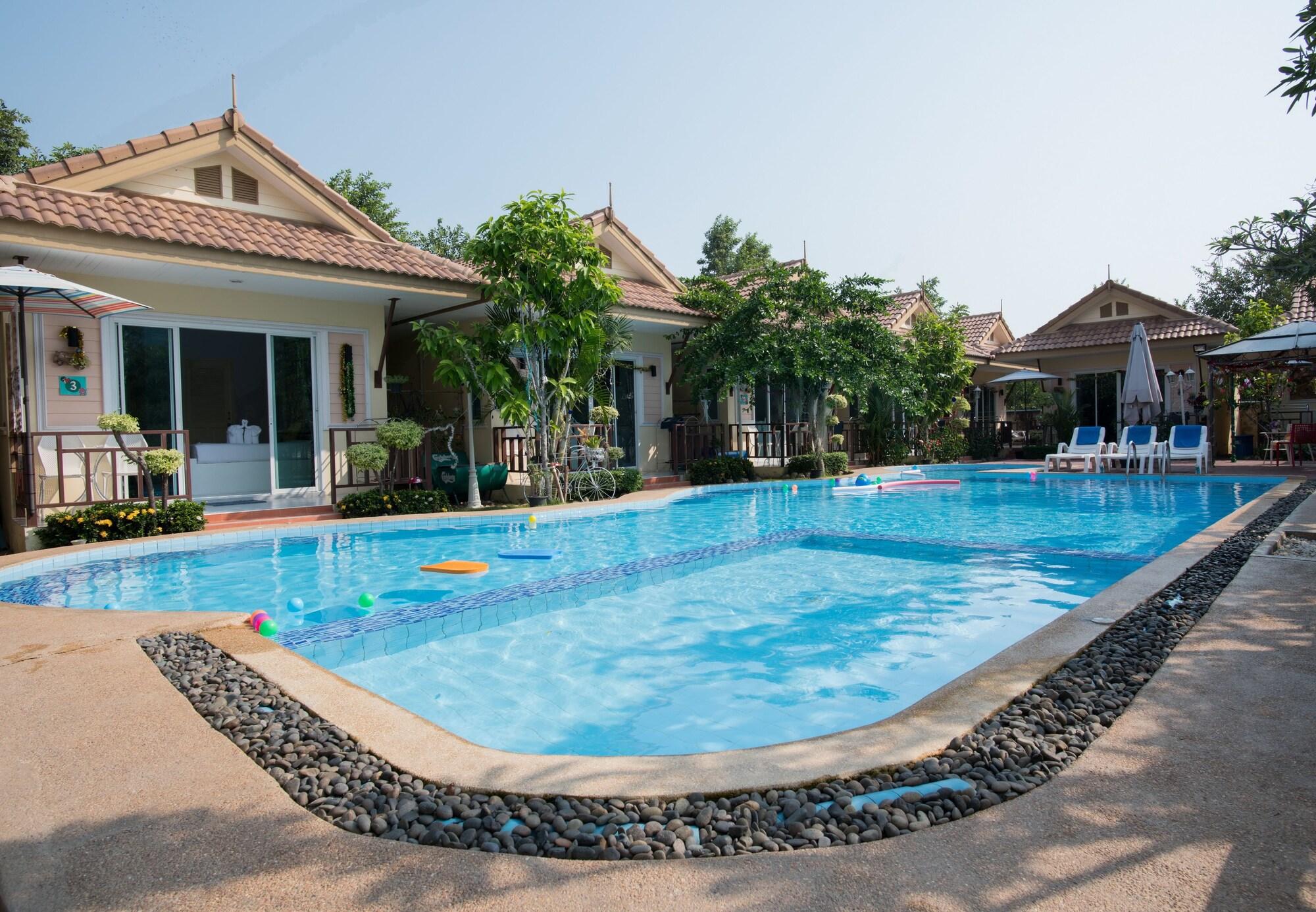 Vista Piscina Charm Resort Cha-am