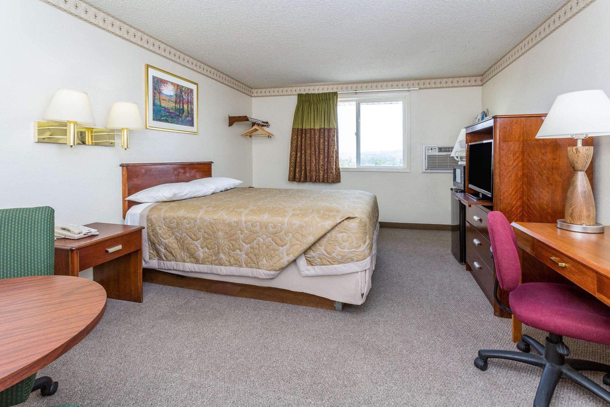 Habitación Super 8 by Wyndham Colorado Springs/Chestnut Street