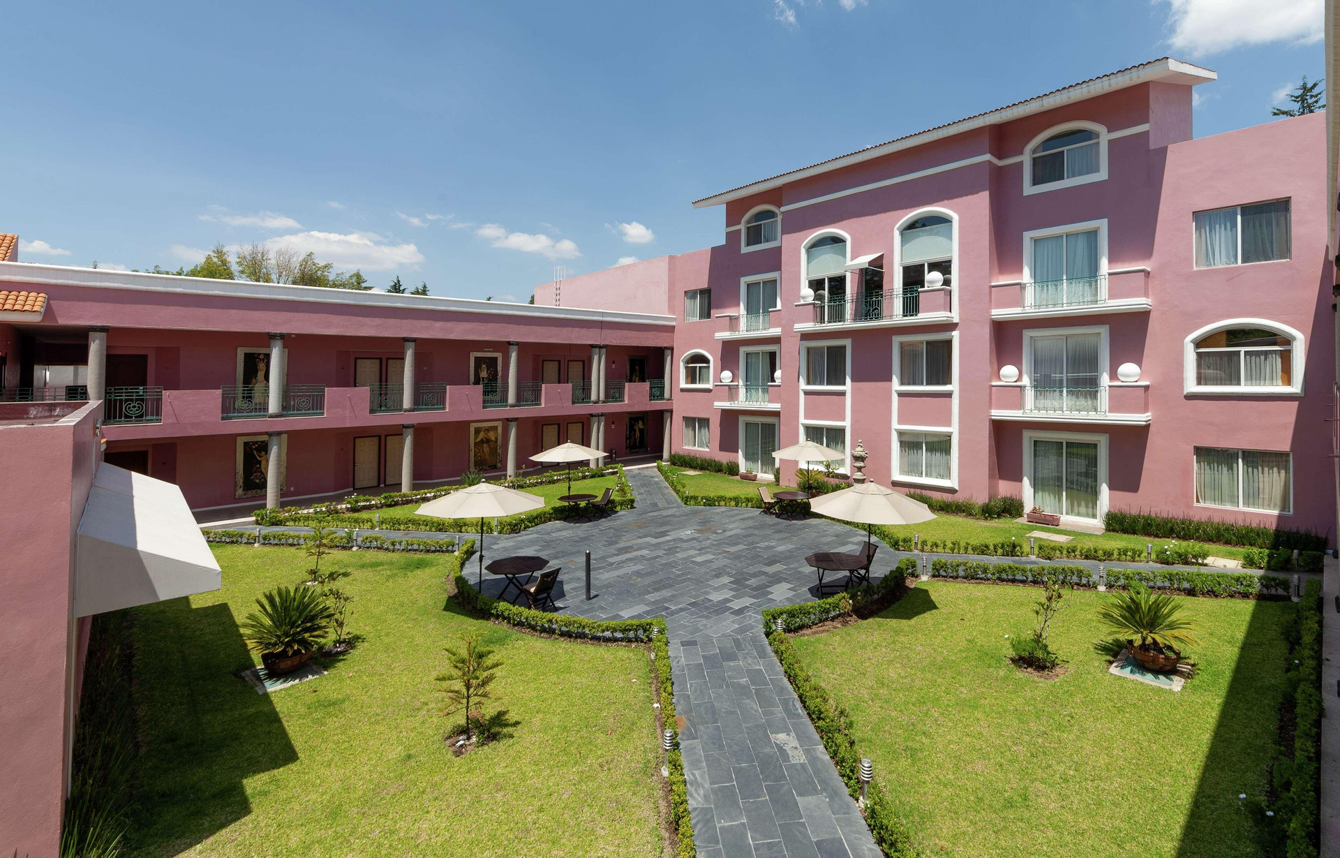 Vista Exterior MM Grand Hotel Puebla, Tapestry Collection by Hilton