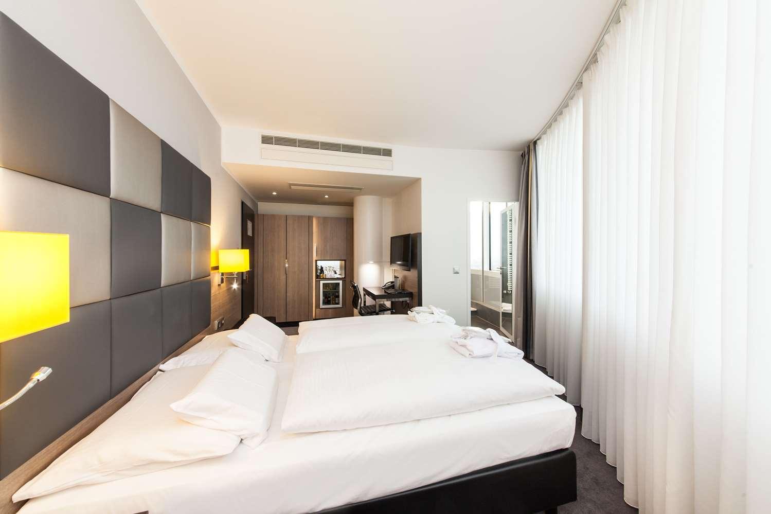 Hotel Novum Winters Hotel Berlin Im Spiegelturm Berlin