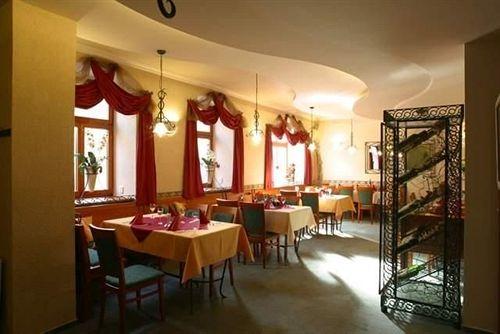 Euro Hostel by null