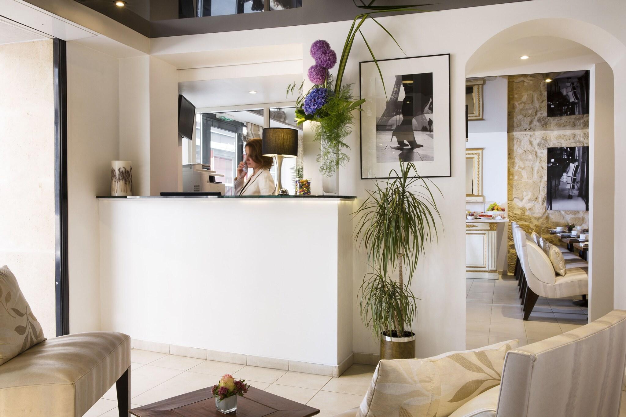 Vista Lobby Hôtel Lion d'Or Louvre