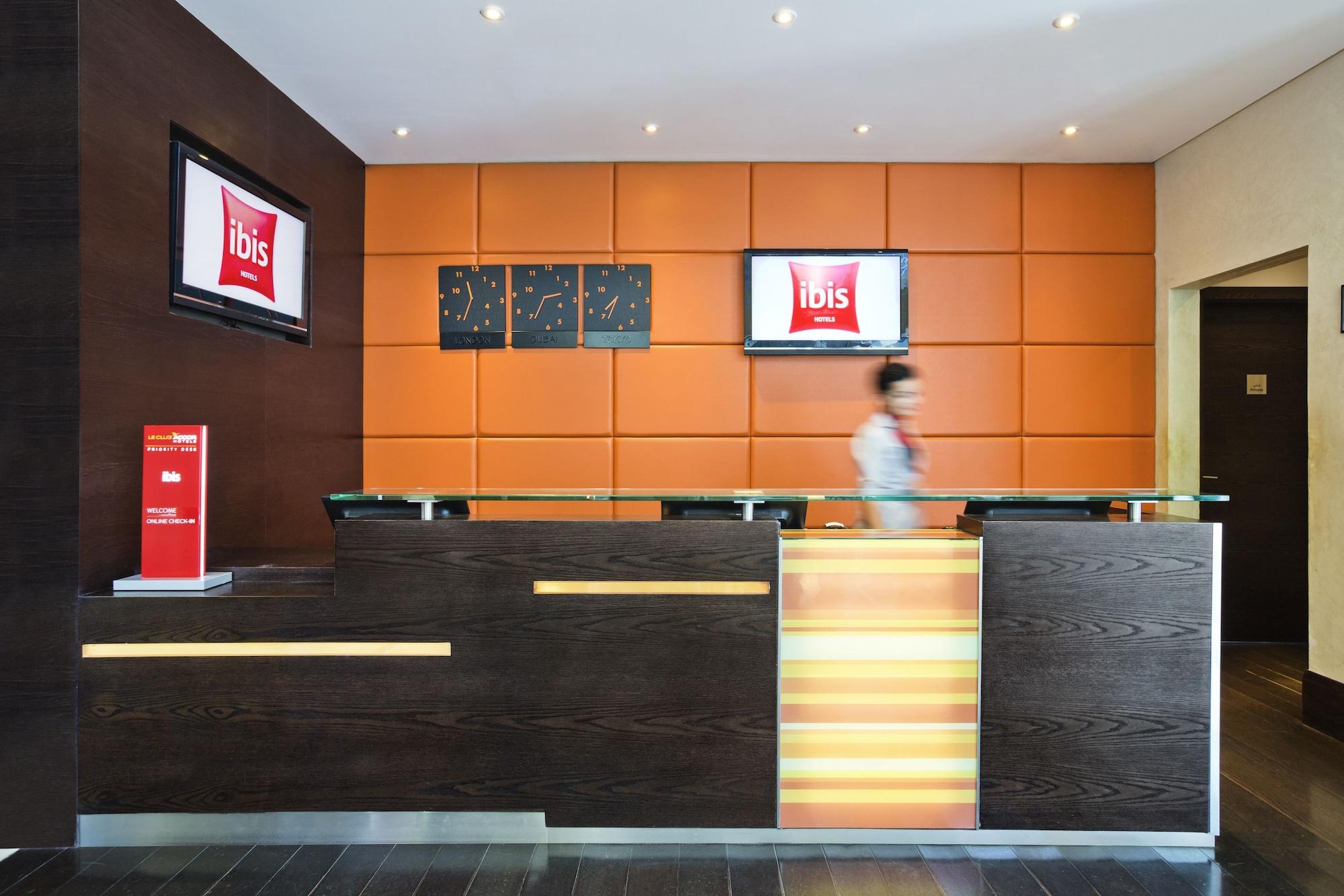 Vista Lobby ibis Al Rigga