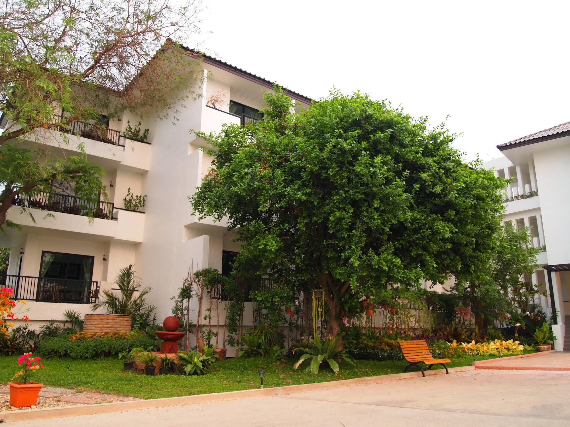 Vista Exterior Baan Nan Hotel