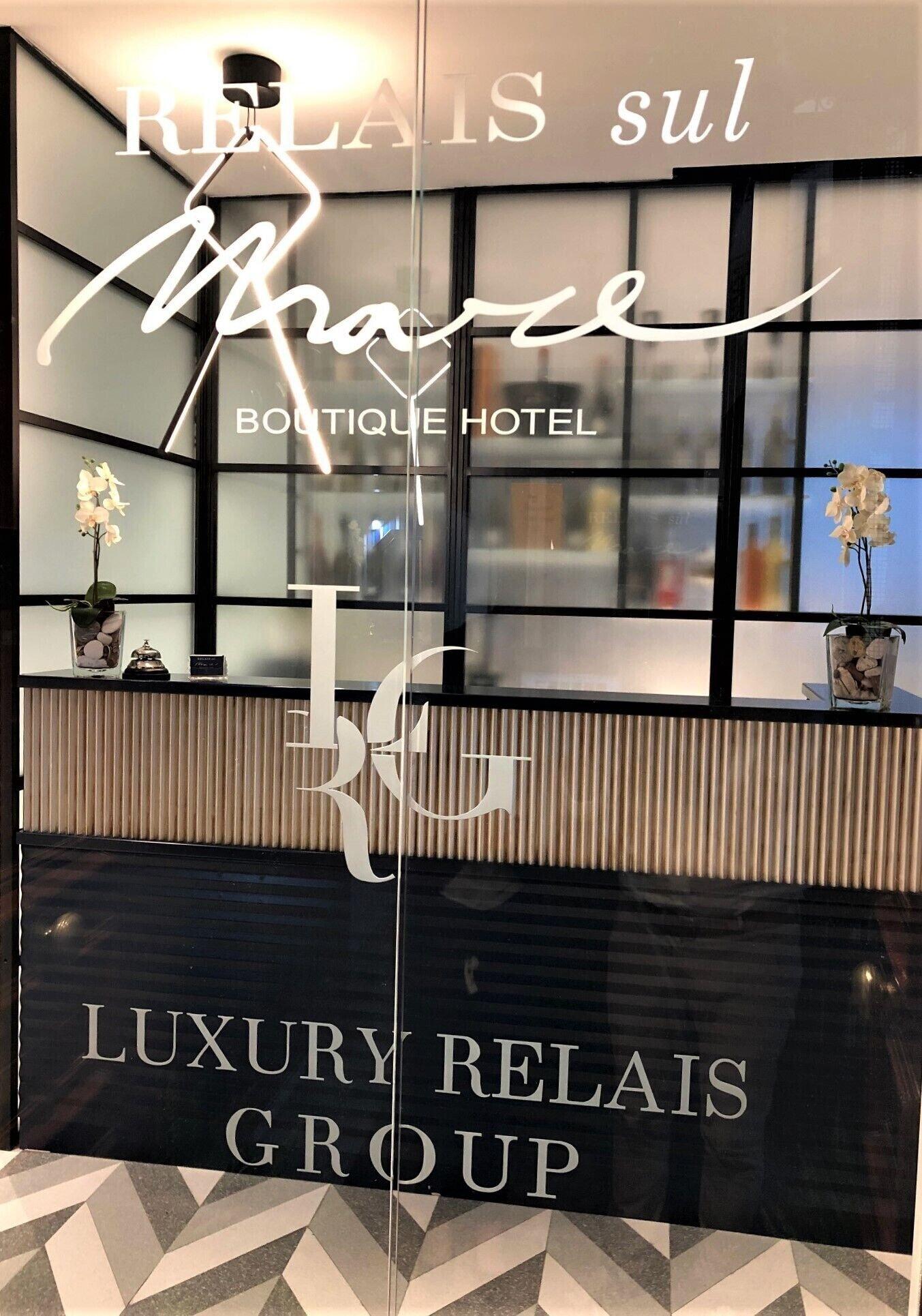 Vista Lobby Relais sul Mare