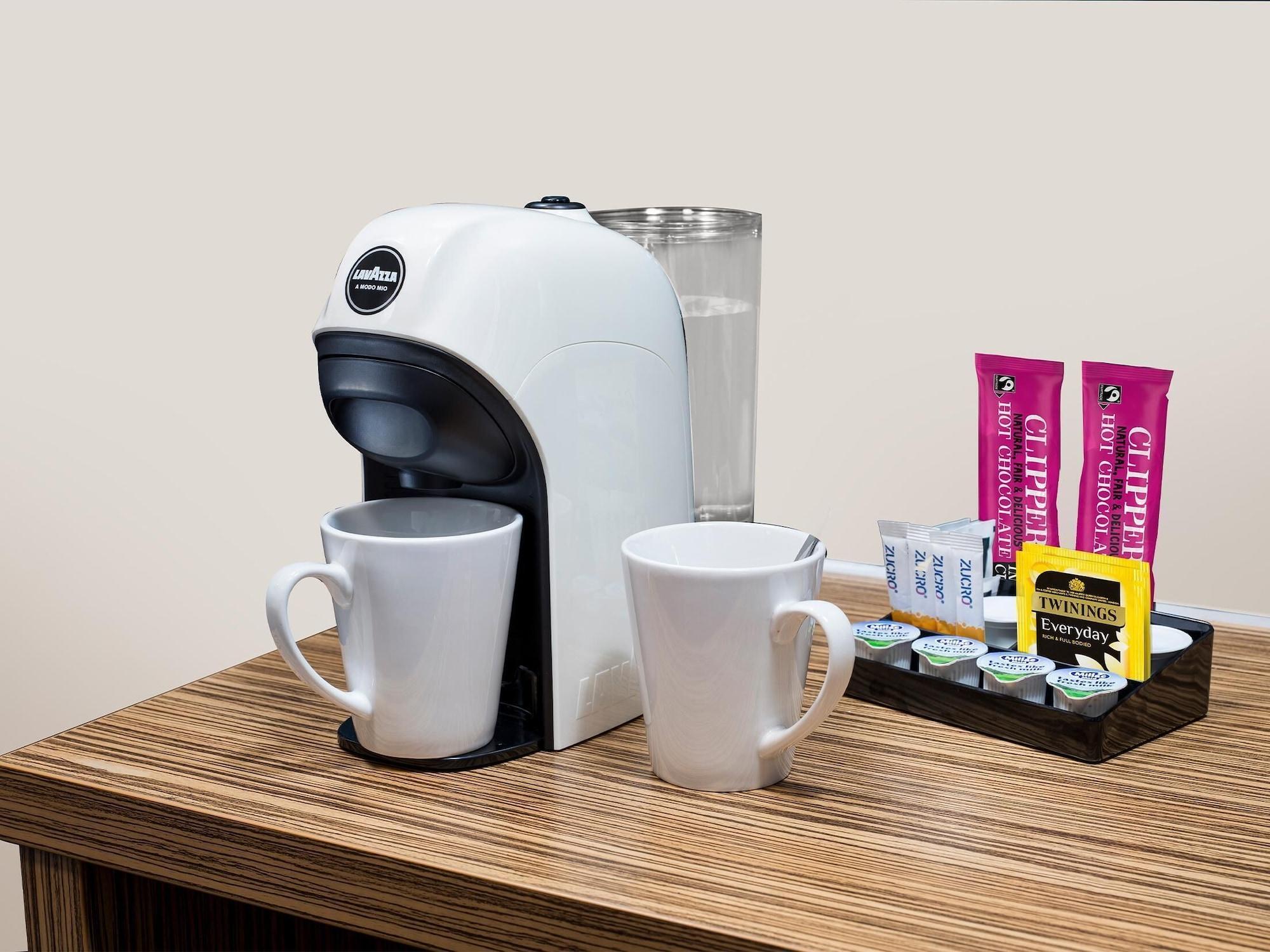 Set de Habitación Travelodge Cardiff Atlantic Wharf Hotel