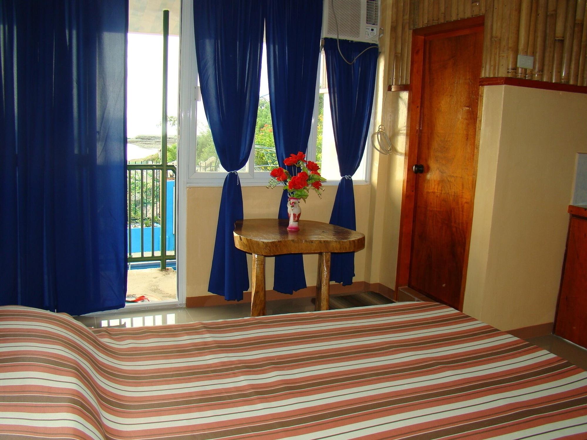 Habitación Tagudan Kubo Garden Hotel