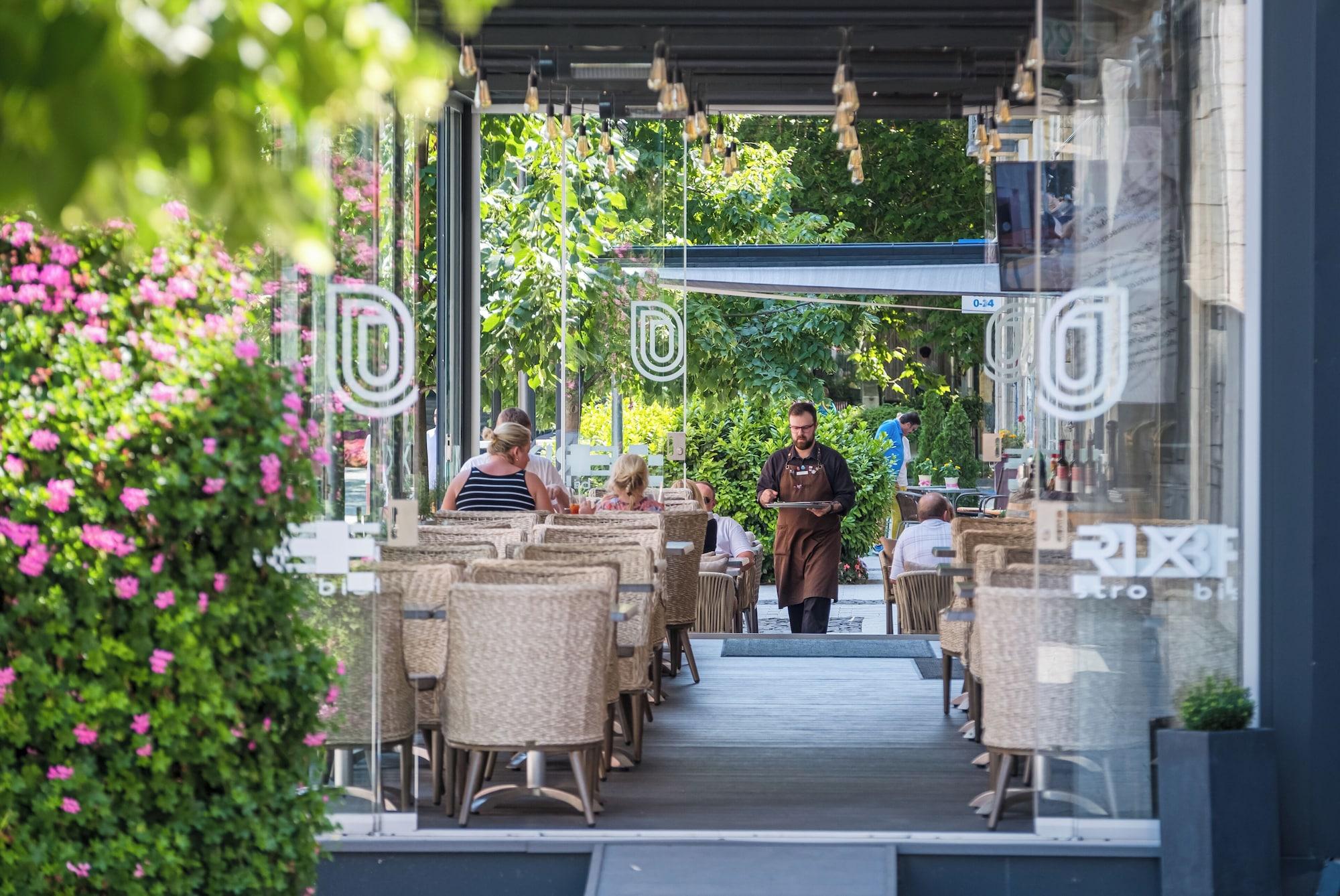 Vista Exterior Bonvital Wellness & Gastro Hotel Hévíz - Adults Only