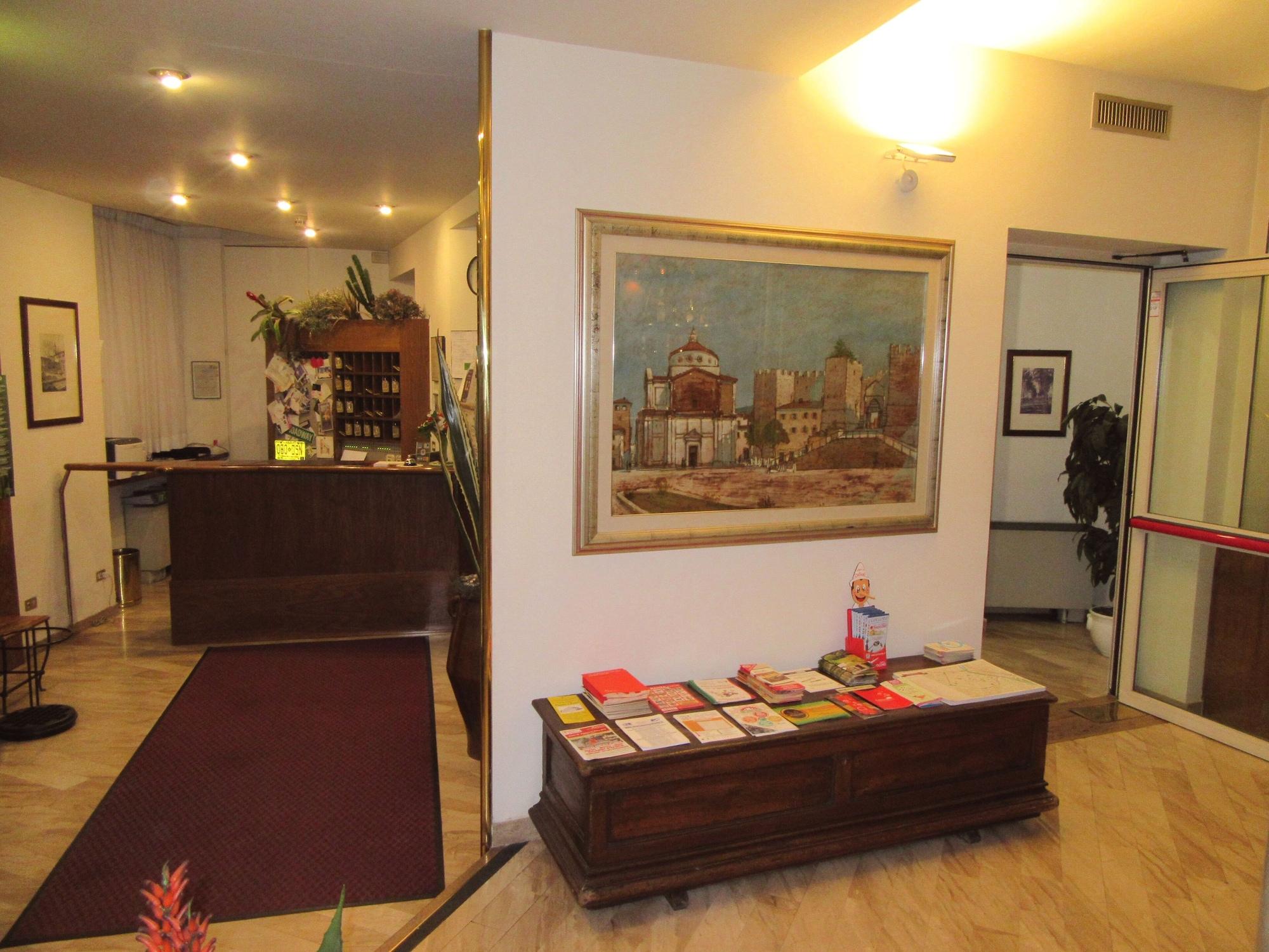 Vista Lobby Hotel Giardino