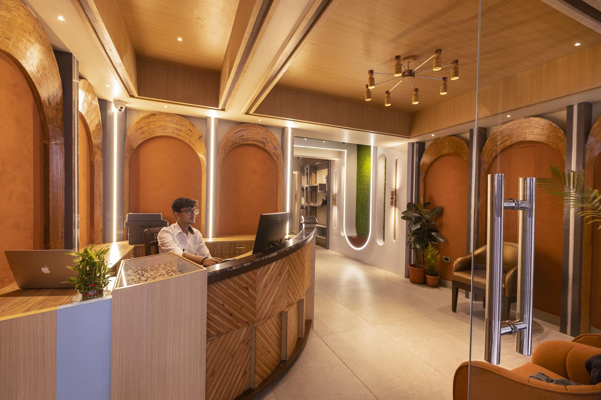 Vista Lobby Ananta Home
